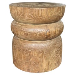 Mesa auxiliar redonda de madera de teca, acabado natural, diseño en capas, moderno orgánico