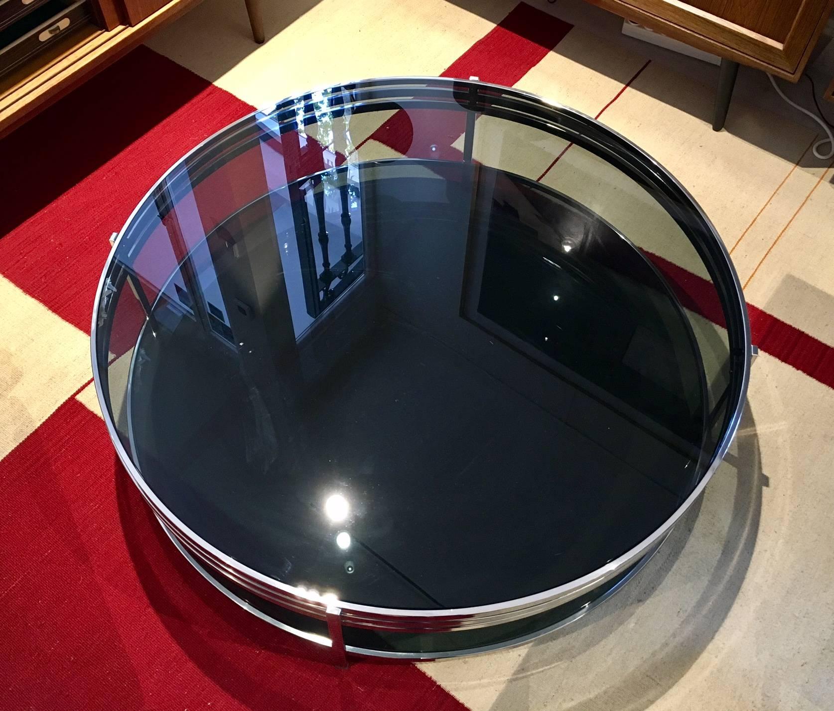 Italian Round Tempered Glass Coffee Table with Polished Steel Frame