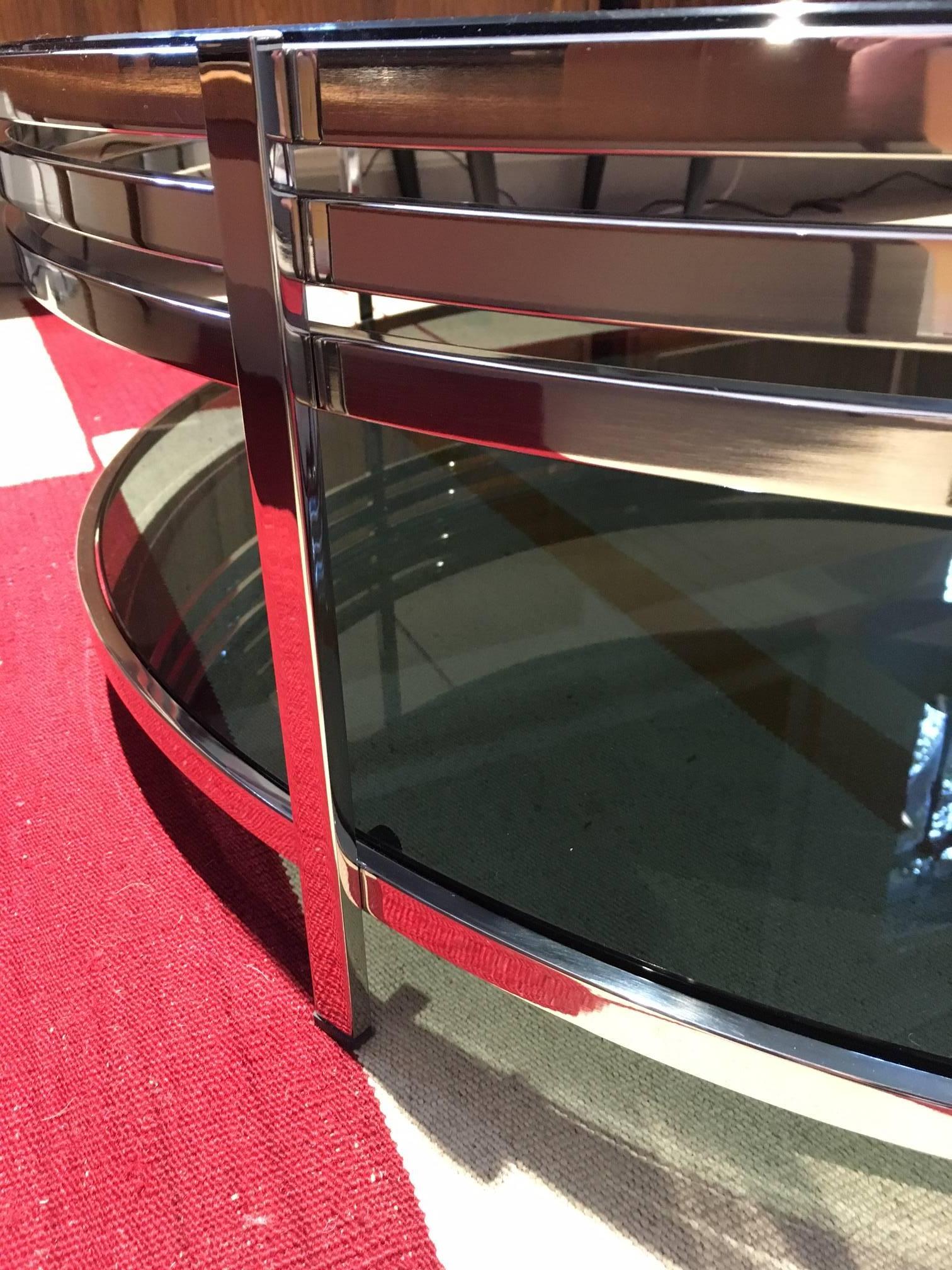 Contemporary Round Tempered Glass Coffee Table with Polished Steel Frame