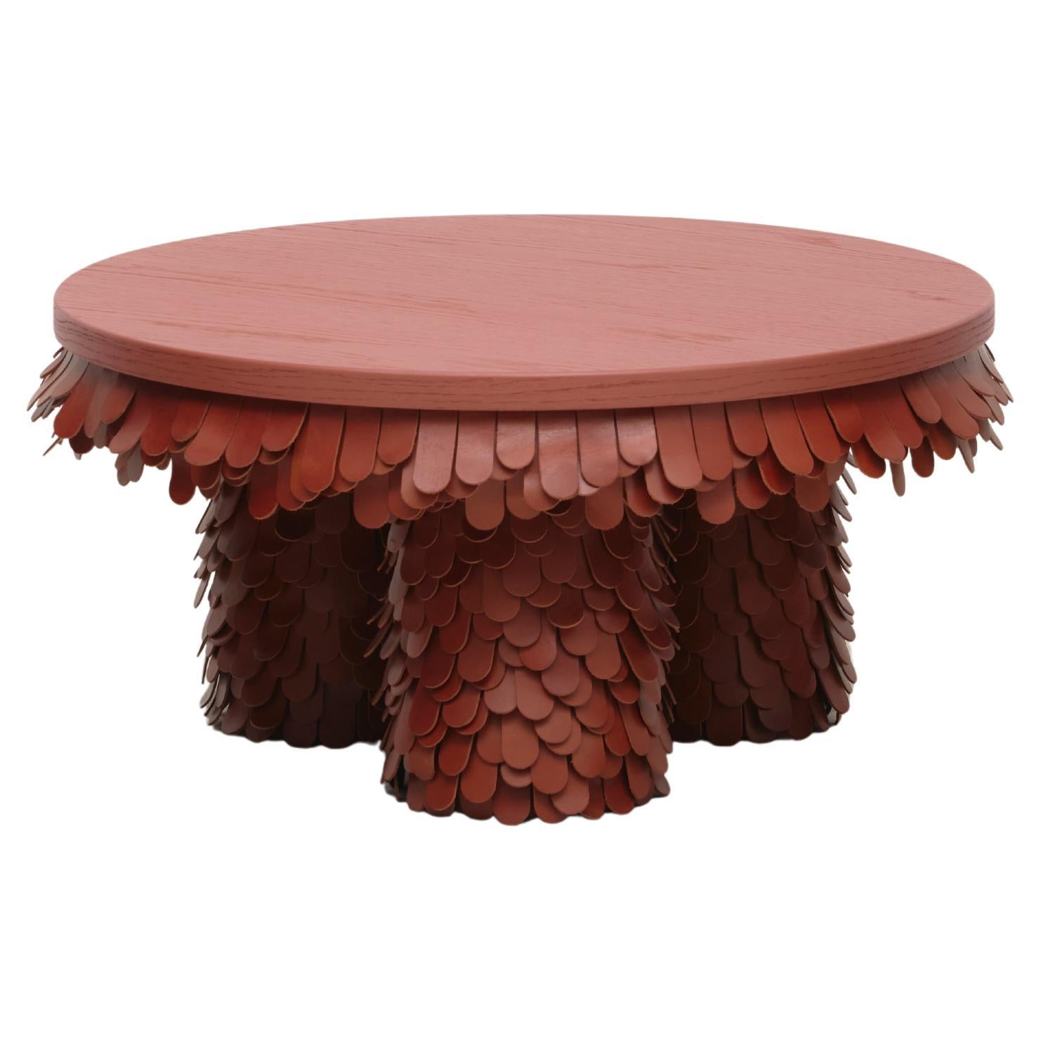 table basse ronde en bois et cuir brun organique texturé