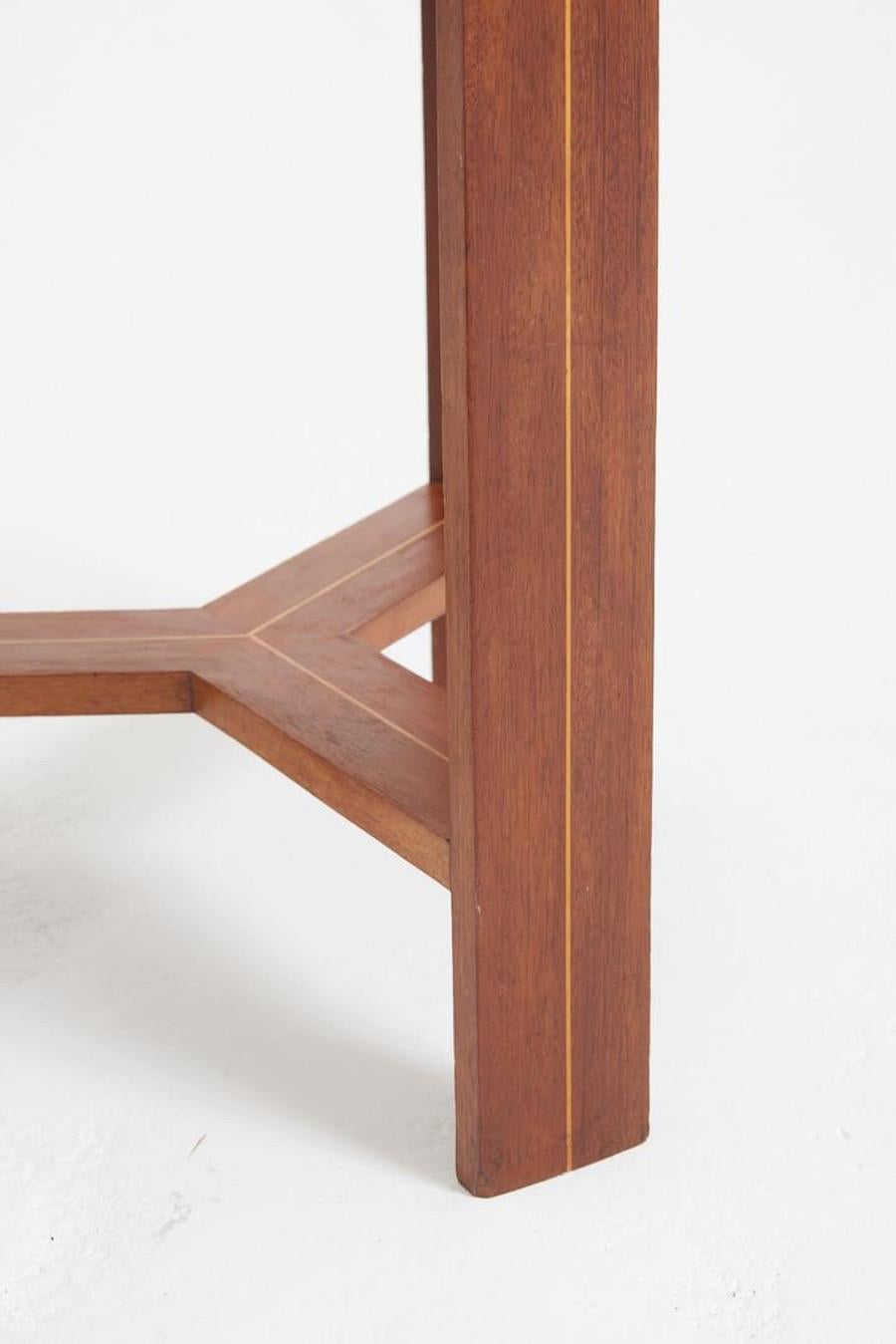 Wood Round Three Legged Side Table, England, 1950s For Sale