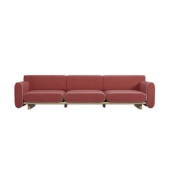 Rundes dreisitziges Sofa Tilda mit einfachem Kirschbaumholz-Stoff, handgefertigt von Murmurio