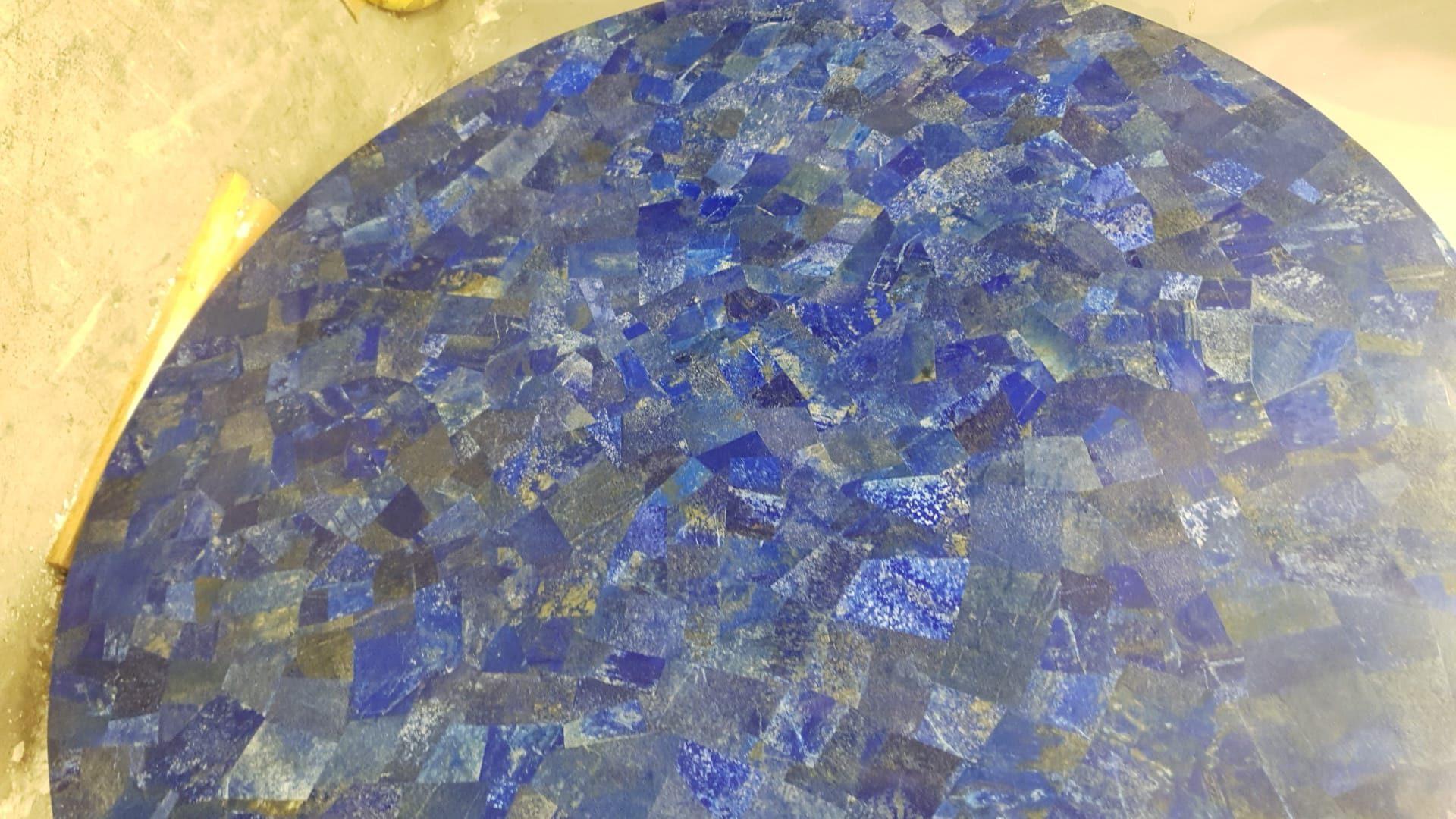 Plateau rond en lapis-lazuli Bon état - En vente à Rome, IT