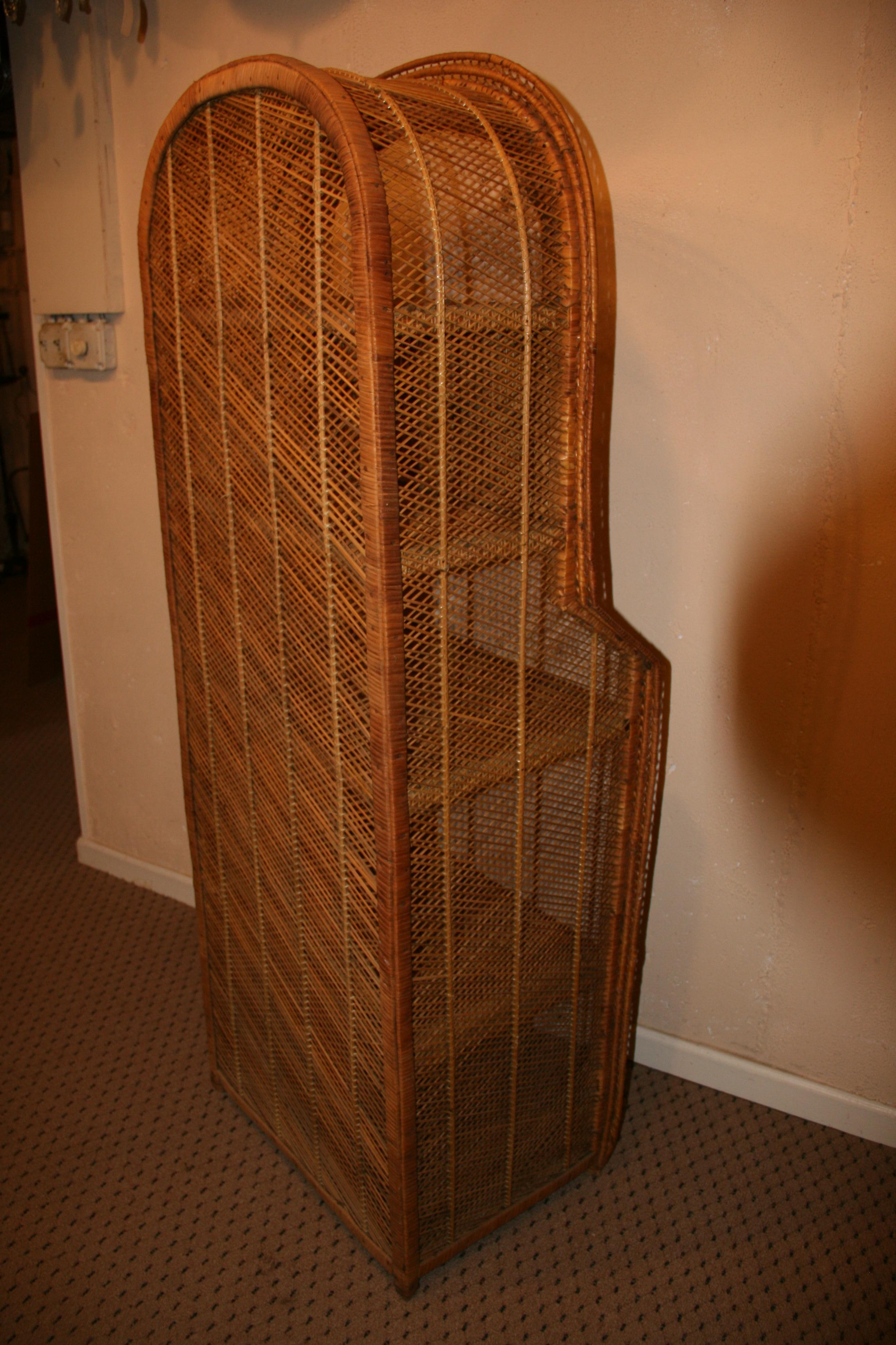 Mid-20th Century Round Top Reed and Wicker Etagere For Sale