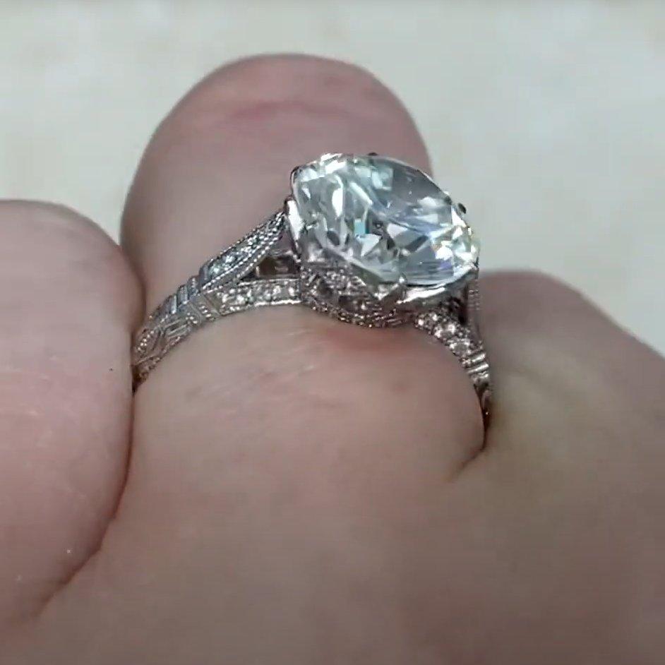 Verlobungsring mit rundem Diamanten im Übergangsschliff ( ca. 3,10 Karat), Platin (Alteuropäischer Schliff) im Angebot