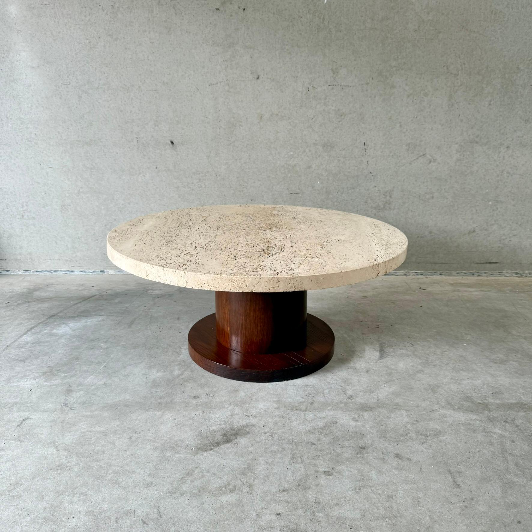 Round Travertine Coffee Table With Oak Veneer Base, Italy 1970 For Sale 7