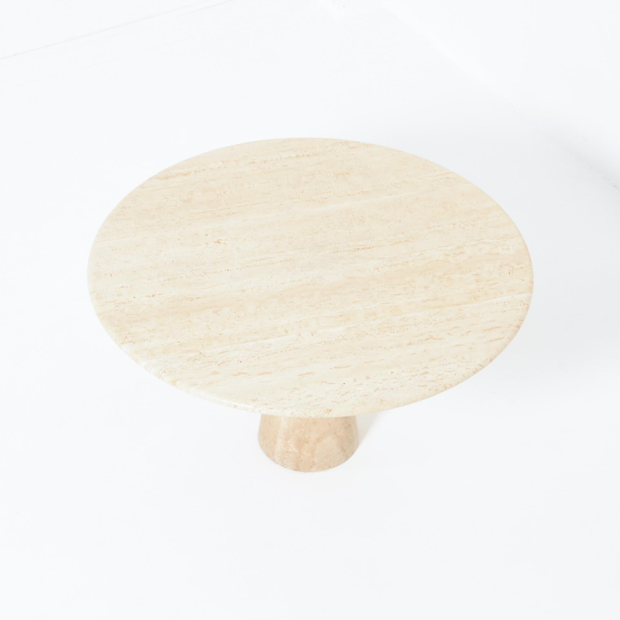 Round Travertine Dining Table Attributed to Angelo Mangiarotti In Good Condition In Vlimmeren, BE