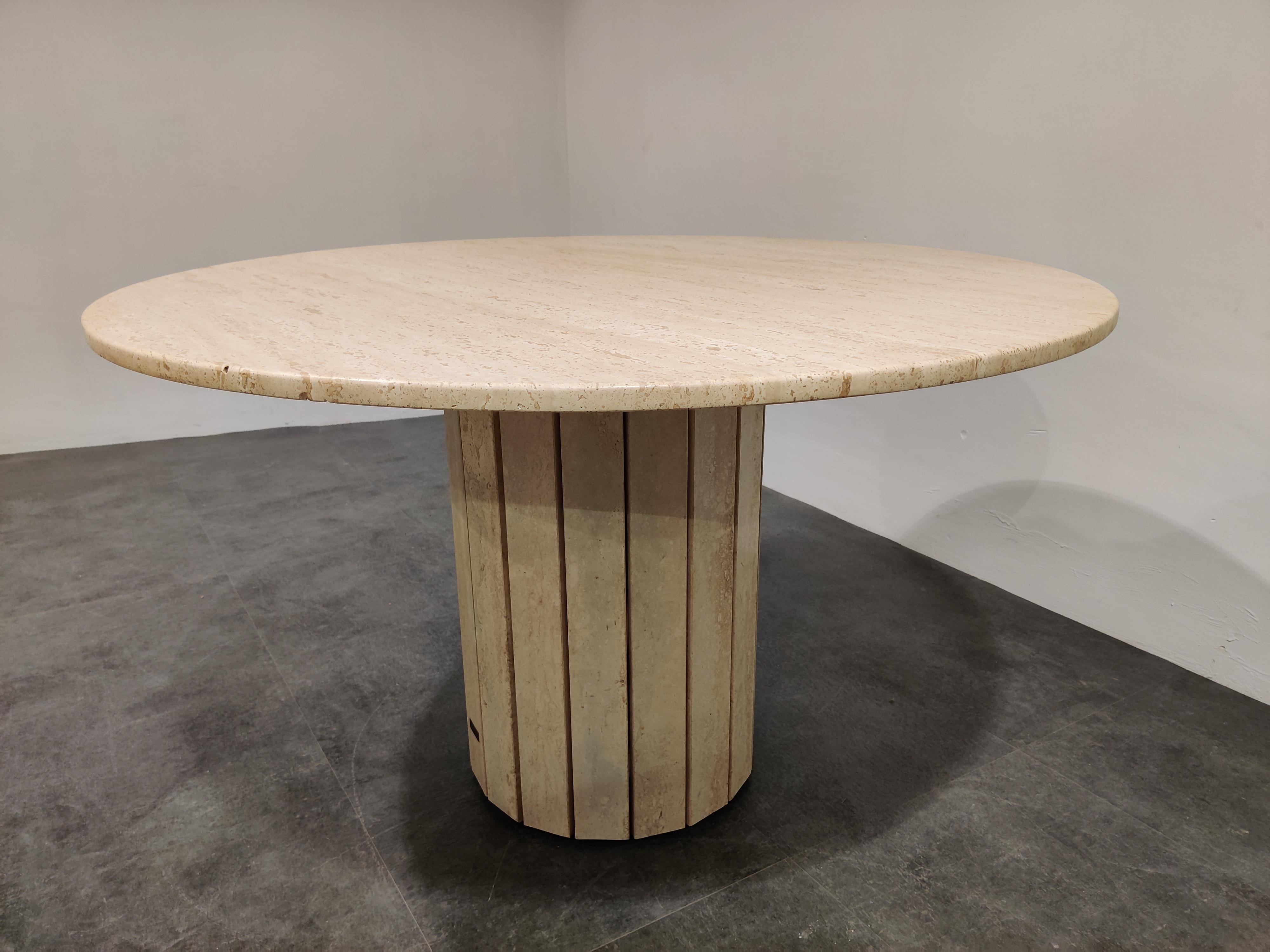 Round Travertine Dining Table by Jean Charles, 1970s In Excellent Condition In HEVERLEE, BE