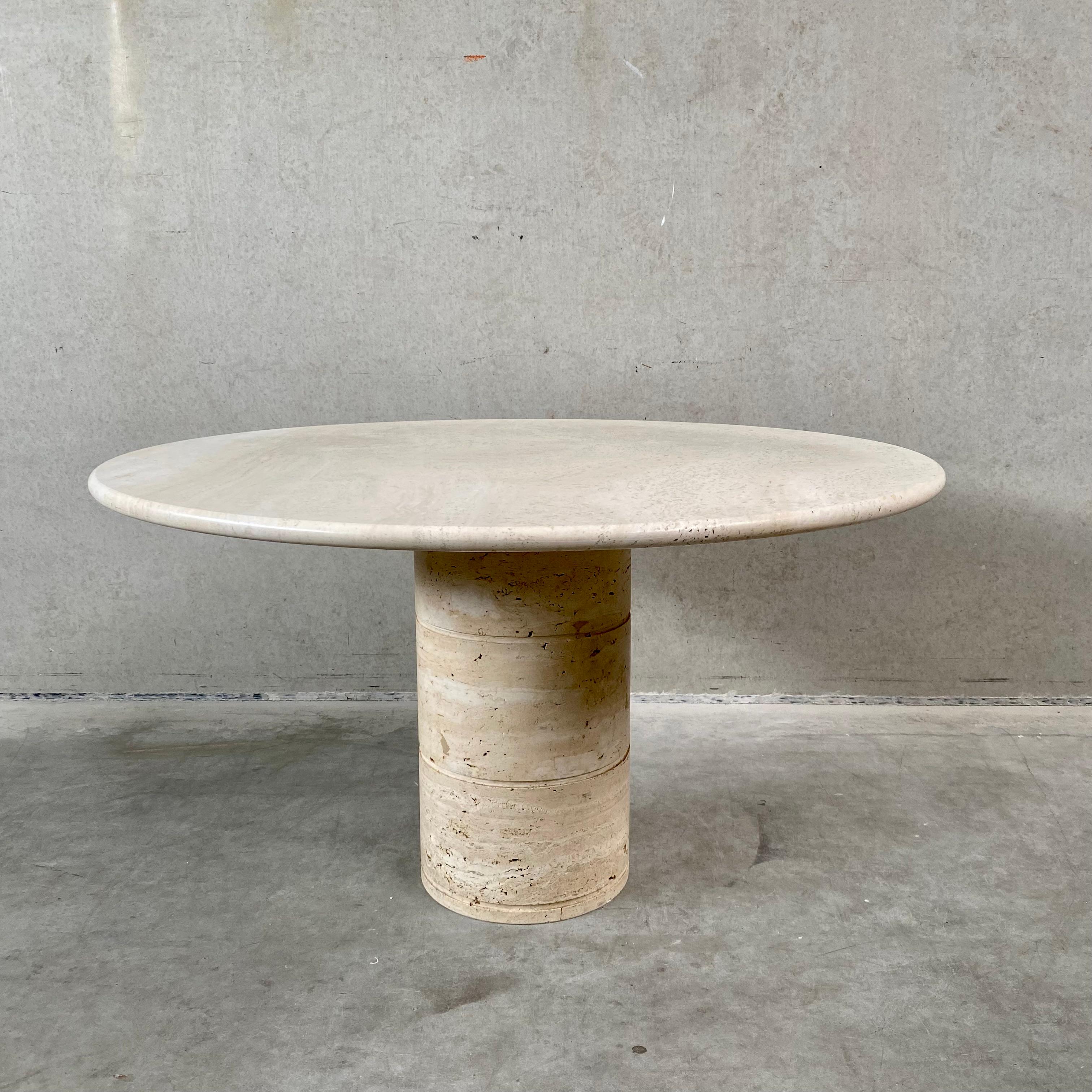 Late 20th Century Round travertine dining table by UP & UP, ITALY 1970S