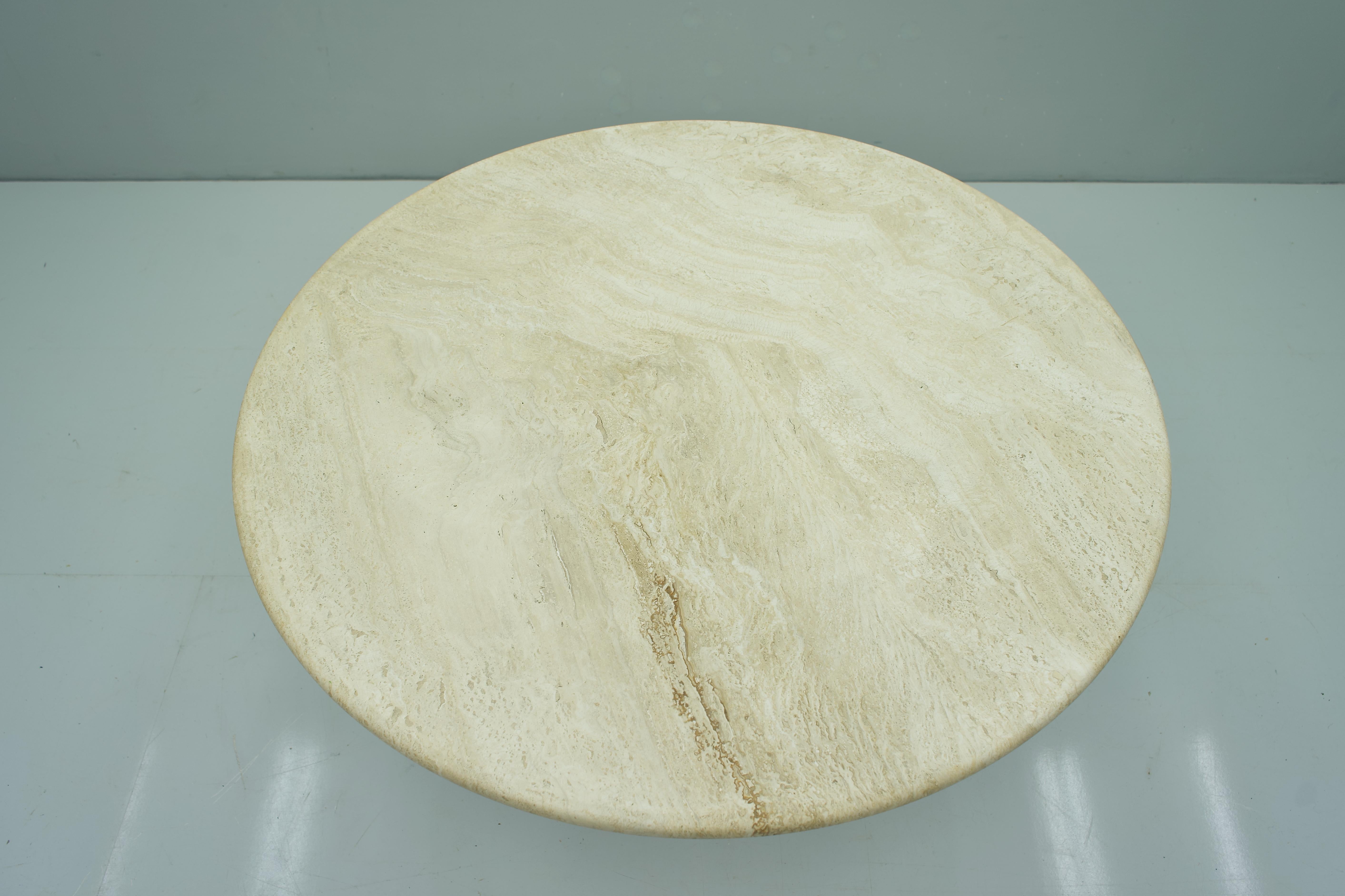 Round Travertine Dining Table, Italy, 1970s For Sale 1