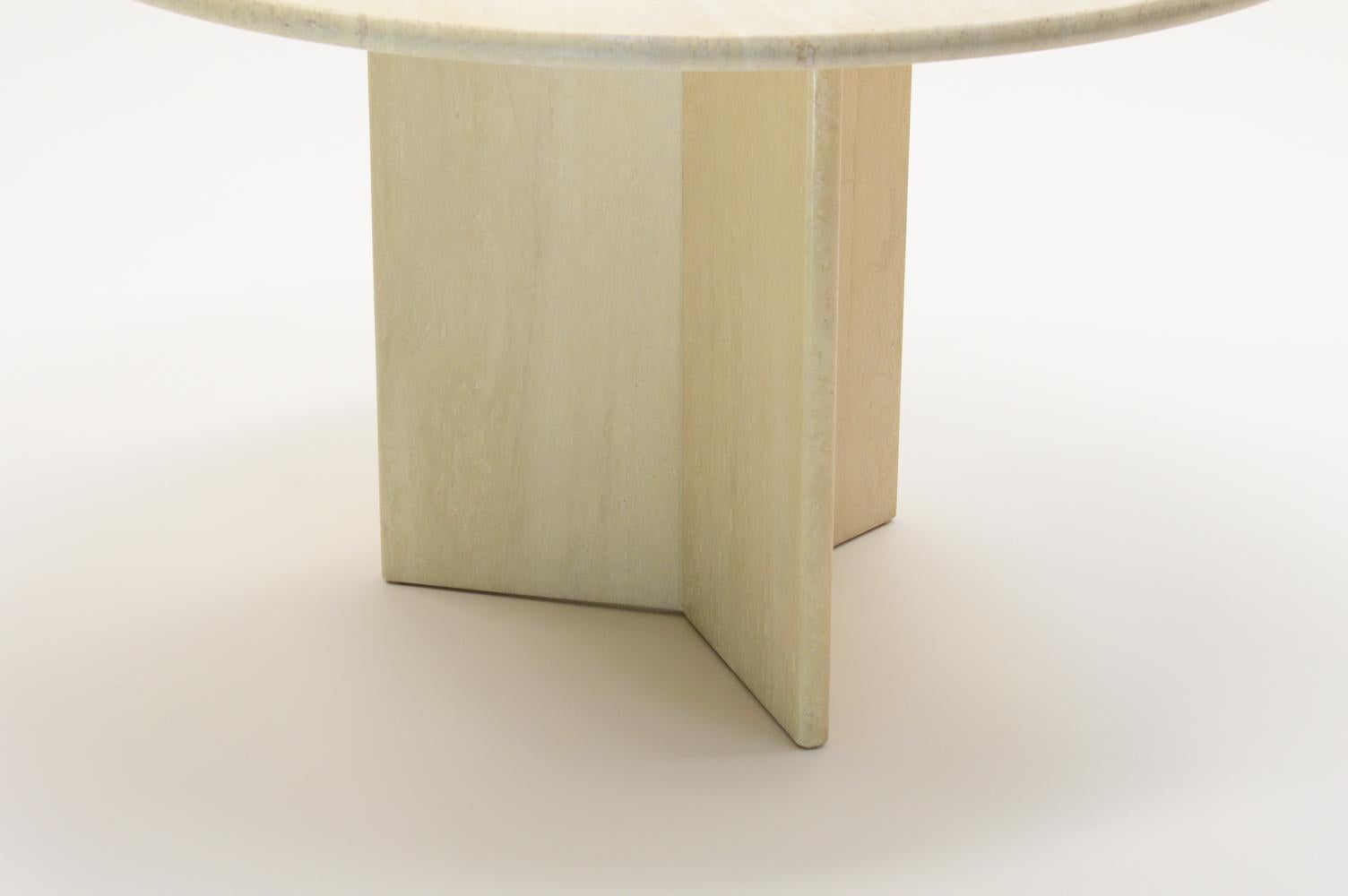 Late 20th Century Round Travertine Dining Table Made in Italy, 1970s For Sale