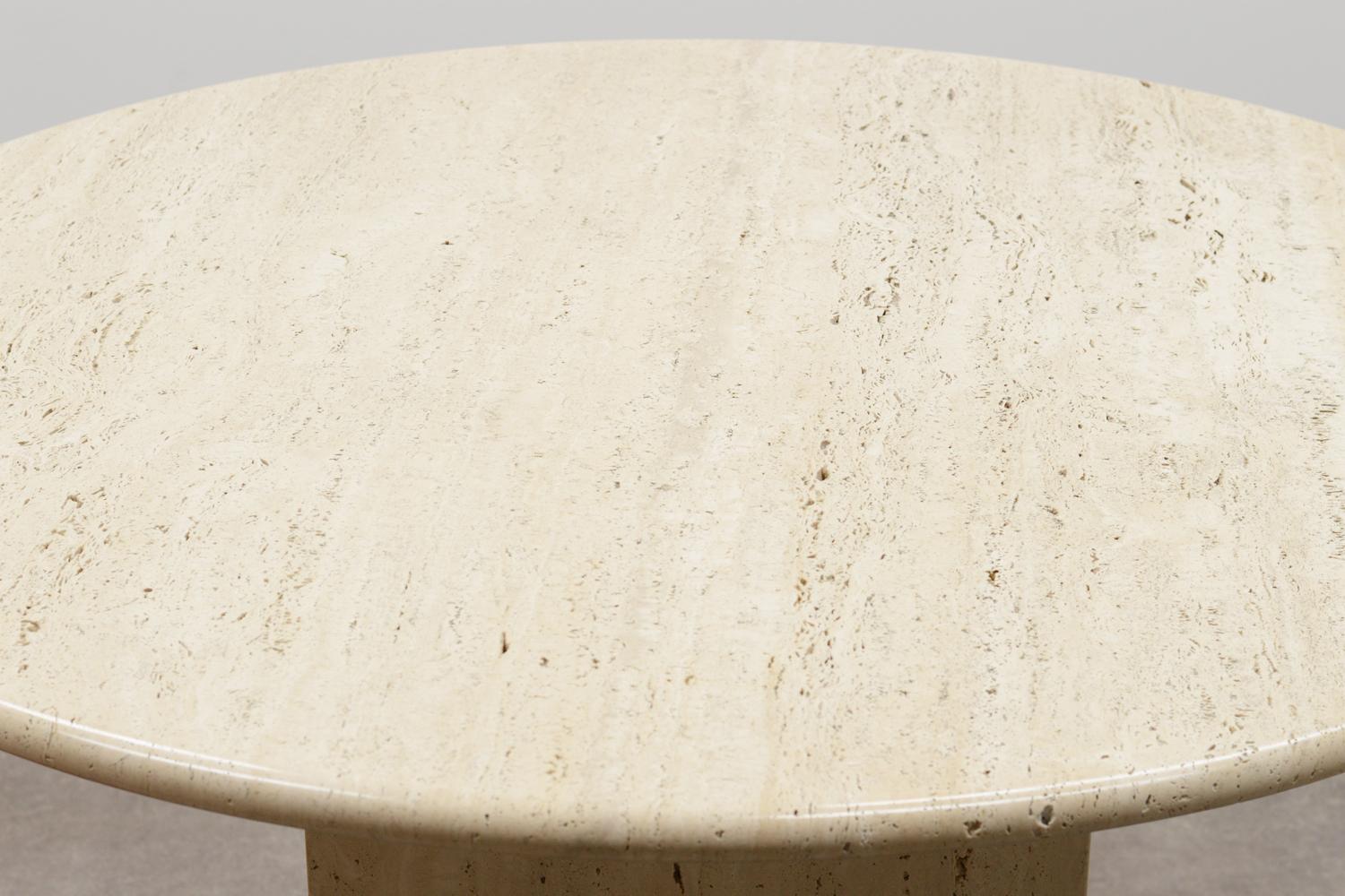 20th Century Round Travertine Dining Table Made in Italy