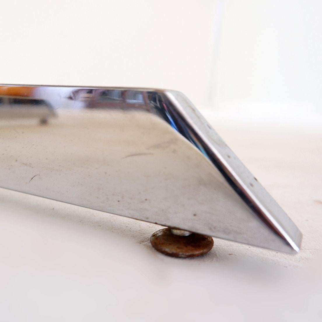 Round travertine dining table with chrome base, 1970s - Ø120cm For Sale 7