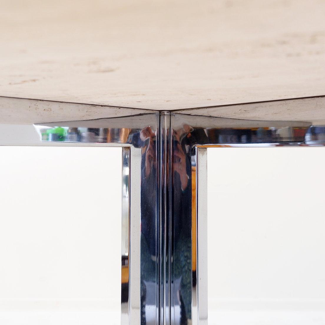 Round travertine dining table with chrome base, 1970s - Ø120cm For Sale 10