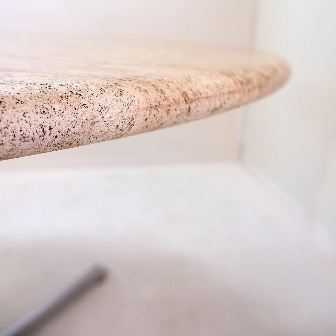 Travertine Round travertine dining table with chrome base, 1970s - Ø120cm For Sale