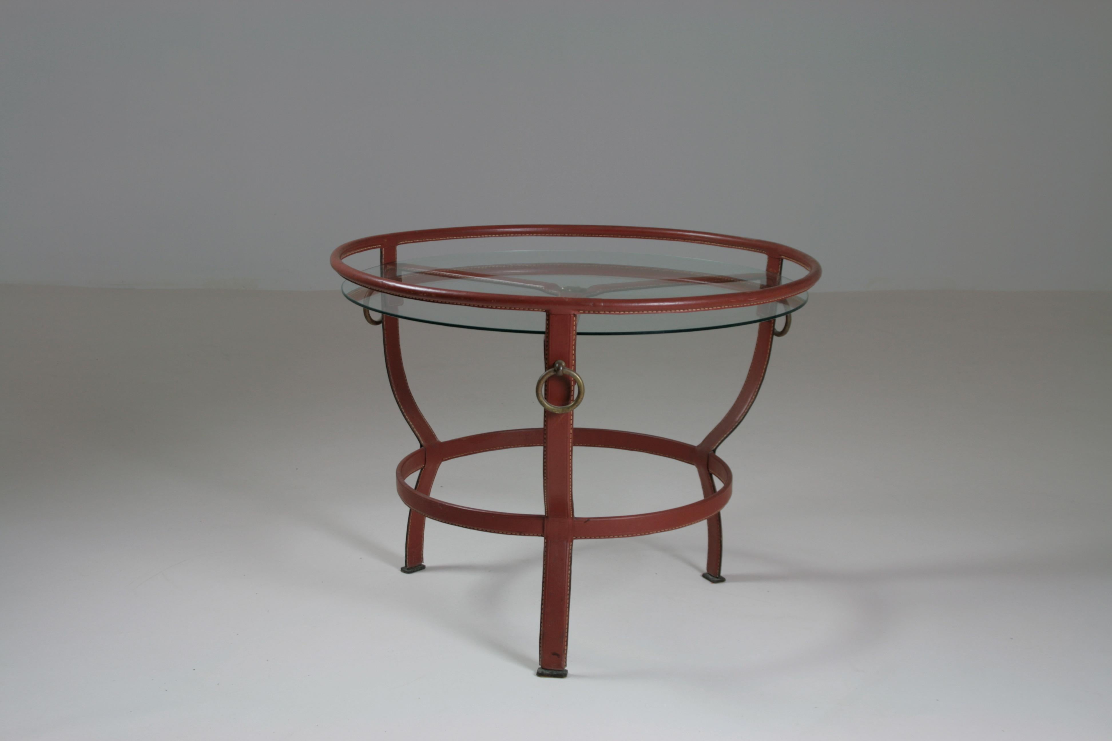 Runder dreibeiniger Couchtisch aus braunem Leder von Jacques Adnet , 1950er Jahre im Angebot 5