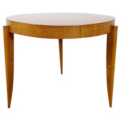Round tripod coffee table in oak - France 1940