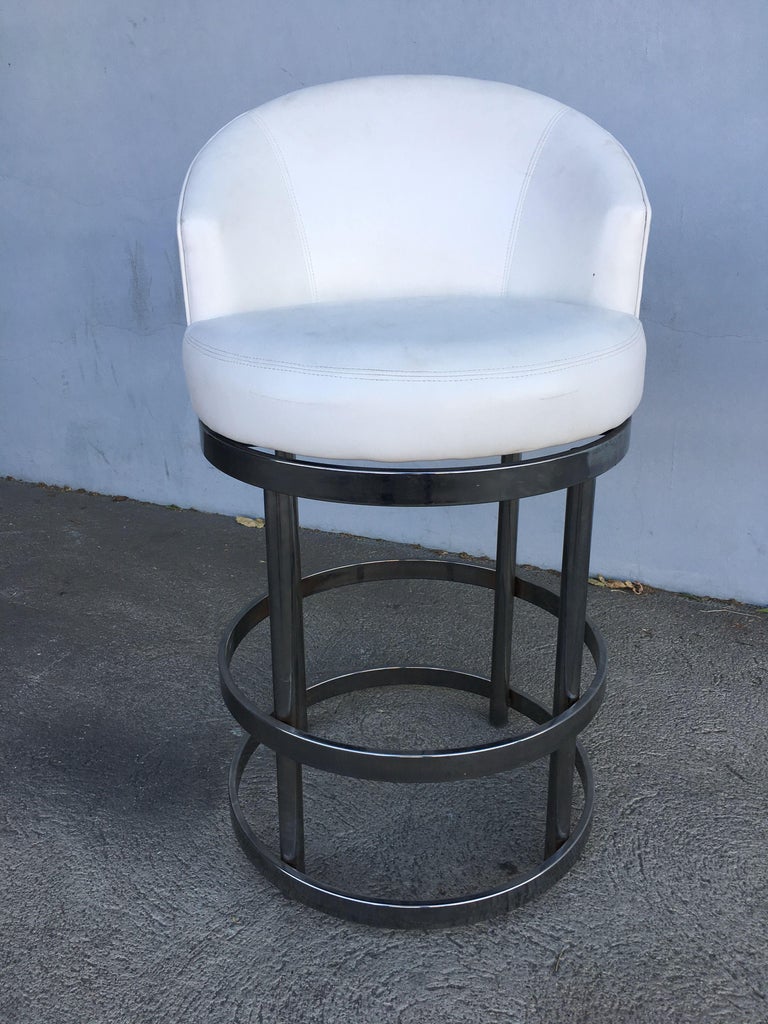 Round Tubular Chrome Bar Stool with Swivel Seat, Set of 3 For Sale at