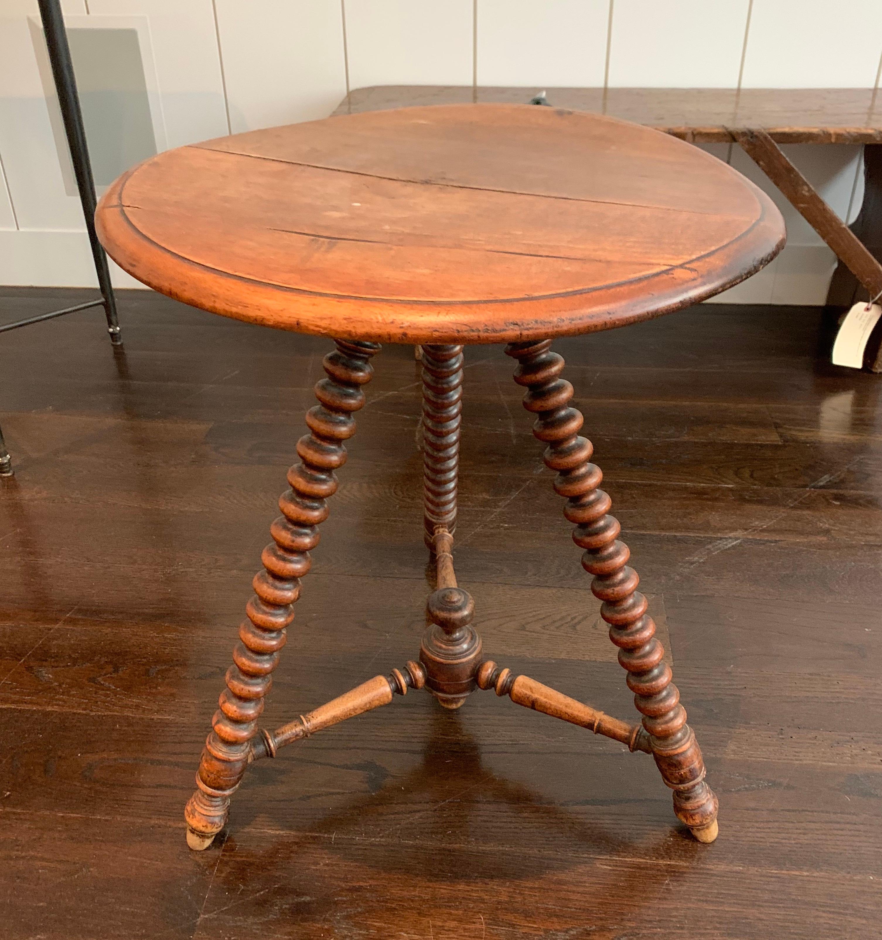 Wood Round Turned Leg Table With Knotted Legs