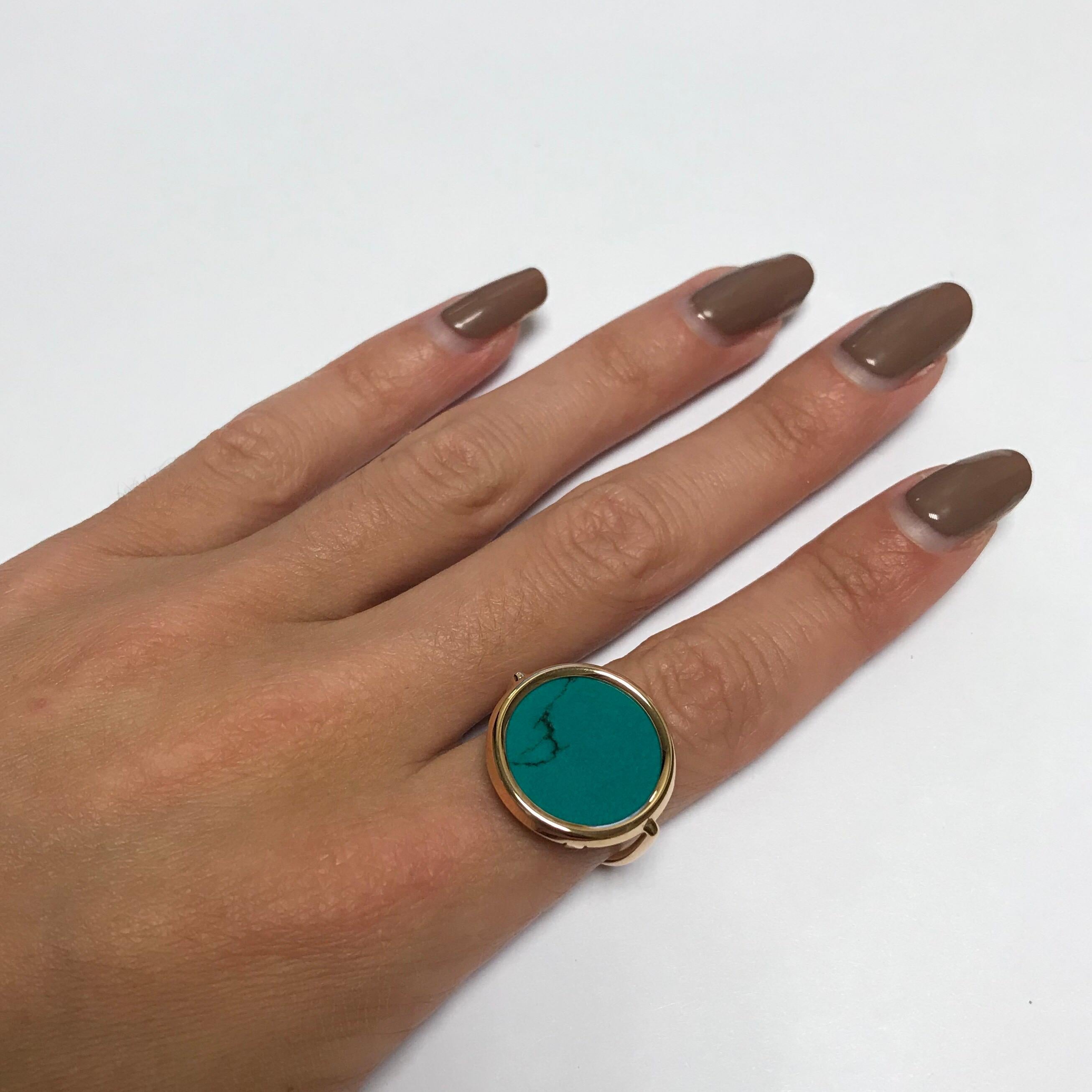 Women's or Men's Round Turquoise and Rose Gold 18 Karat Fashion Ring
