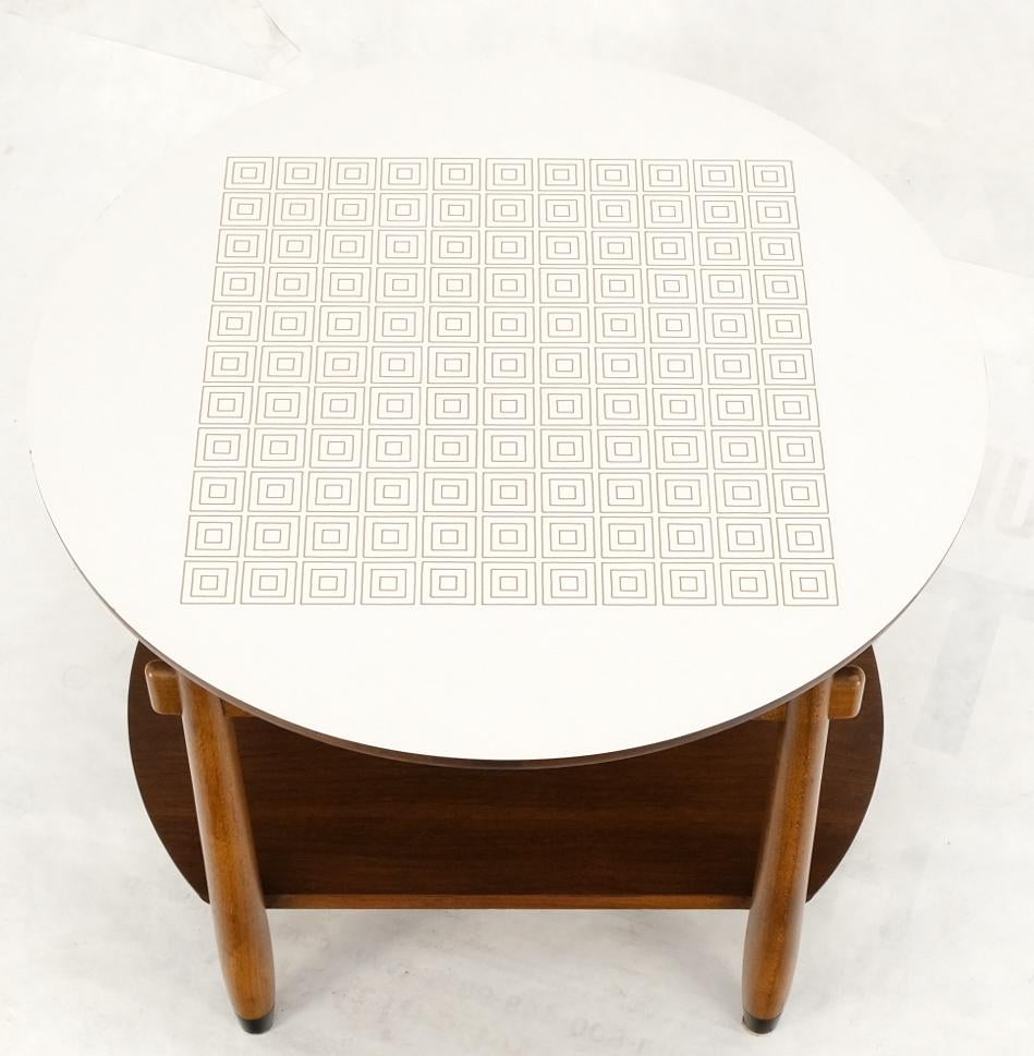 Round Two Tier Greek Key Pattern Laminate Top Occasional Side End Table Stand In Good Condition For Sale In Rockaway, NJ