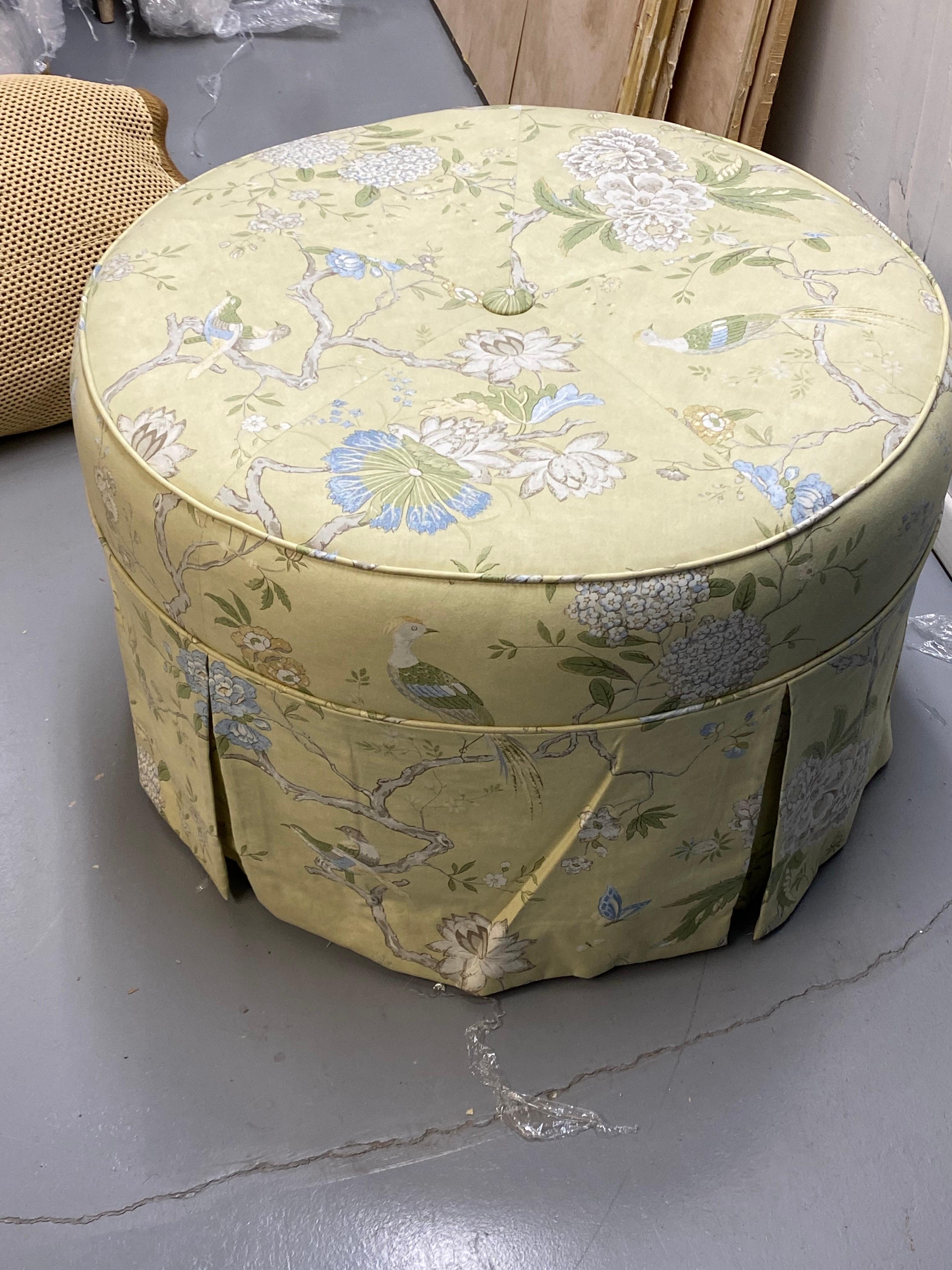 American Round Upholstered Pouf Ottoman in Yellow Chinoiserie Cotton Fabric For Sale