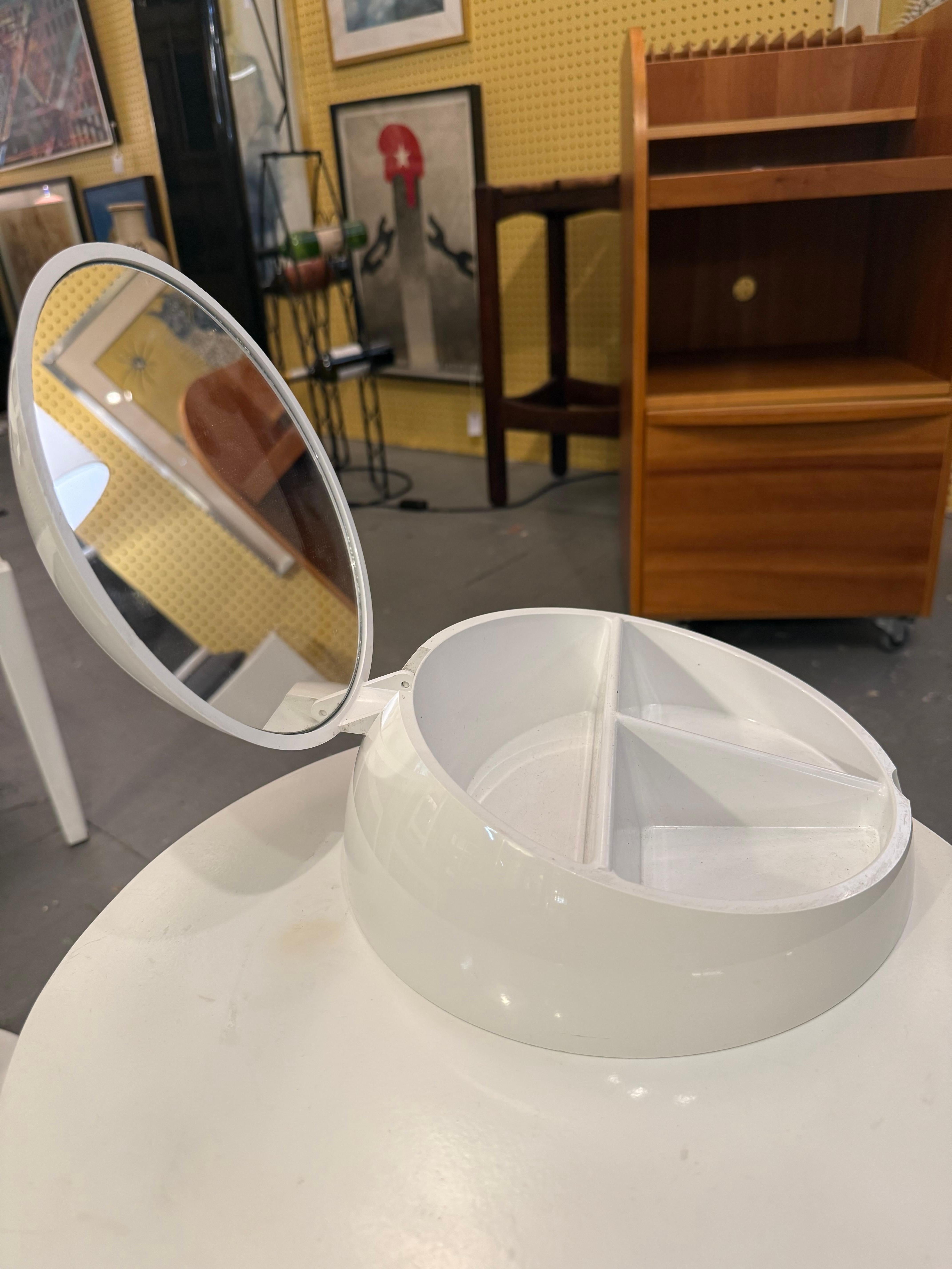 Coiffeuse ronde avec miroir, estampillée Gedy - Design Makio Hasuike en vente 1