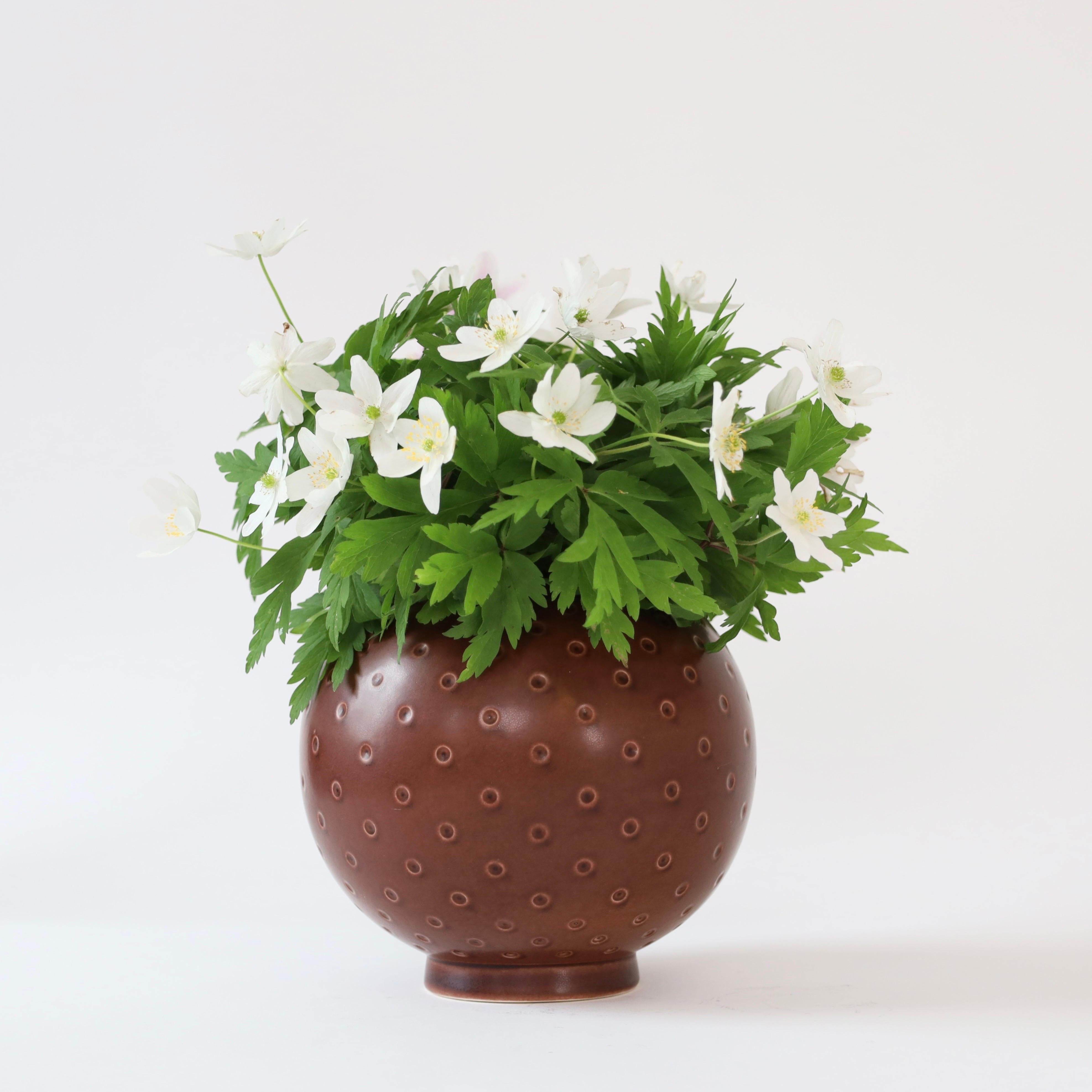 Vaso rotondo di Nils Thorsson per Aluminia, anni '30, Danimarca In condizioni buone in vendita a Værløse, DK