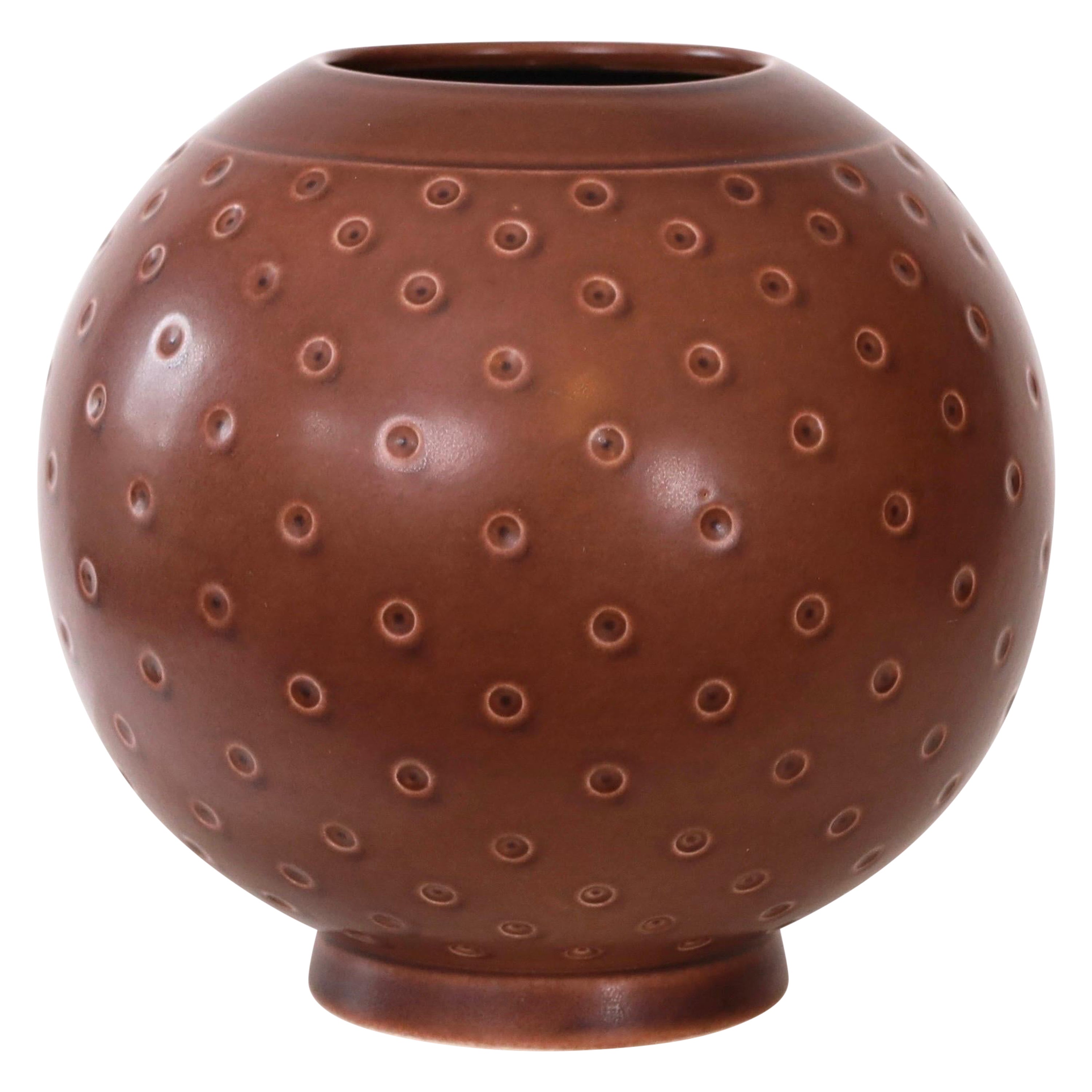 Round vase by Nils Thorsson for Aluminia, 1930s, Denmark For Sale