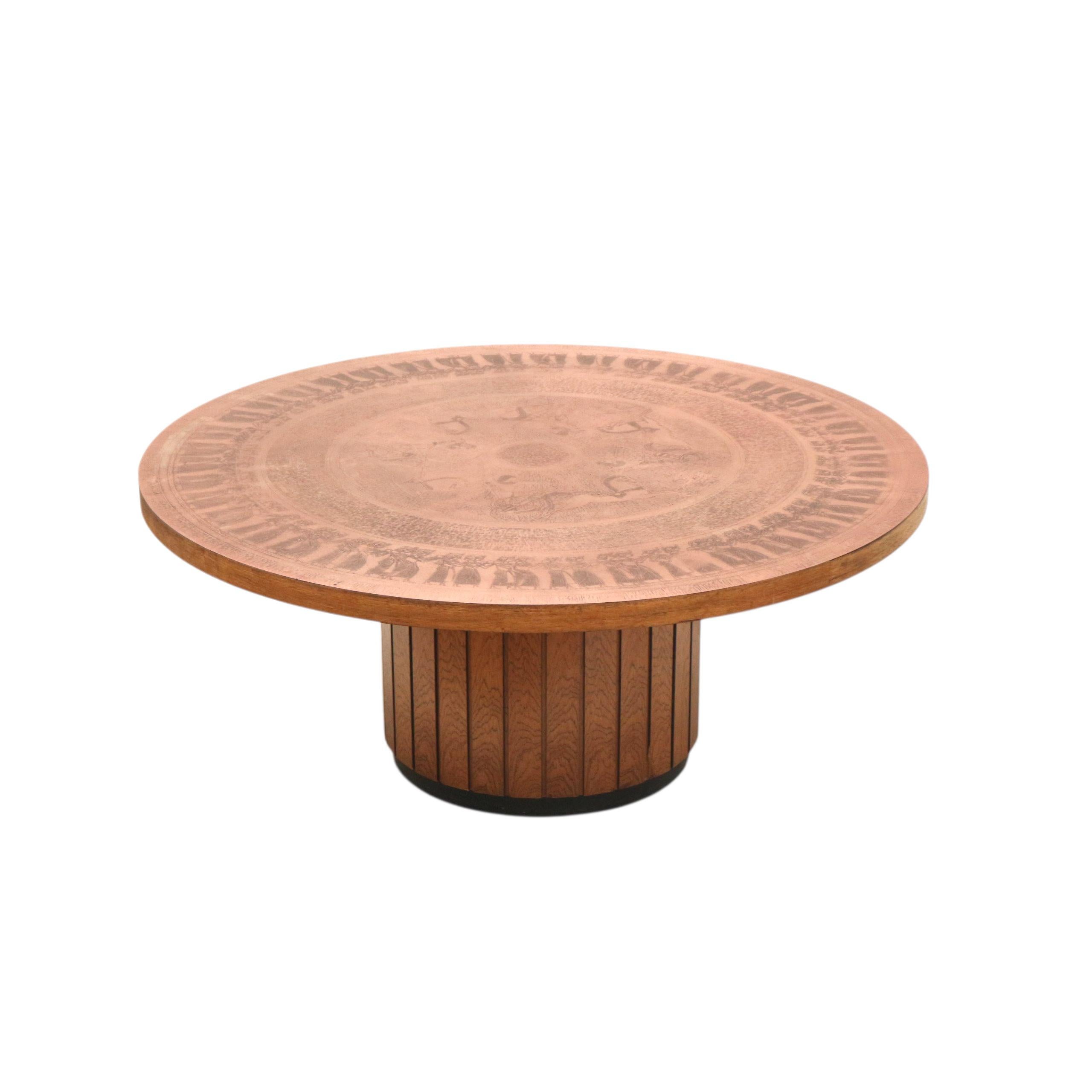 Round vintage Brutalist coffee table by VAD Trævarefabrik with a copper top For Sale 1