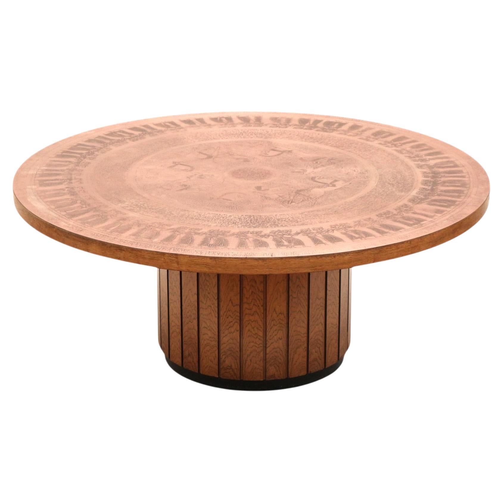 Round vintage Brutalist coffee table by VAD Trævarefabrik with a copper top For Sale