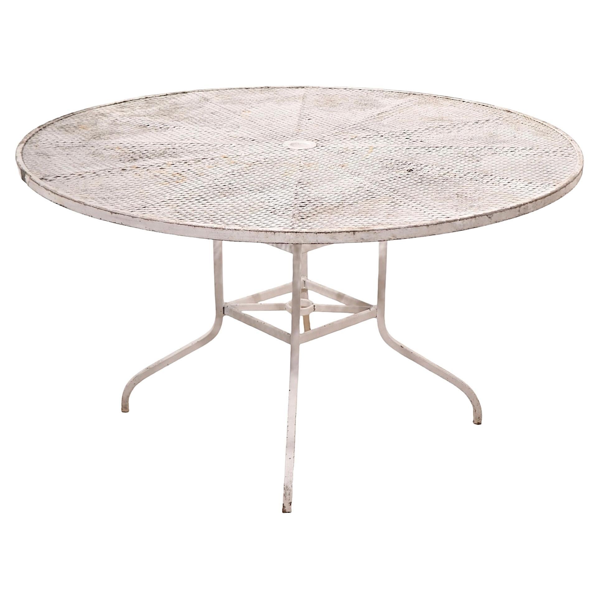 Runder Vintage Garten Patio Poolside Esstisch