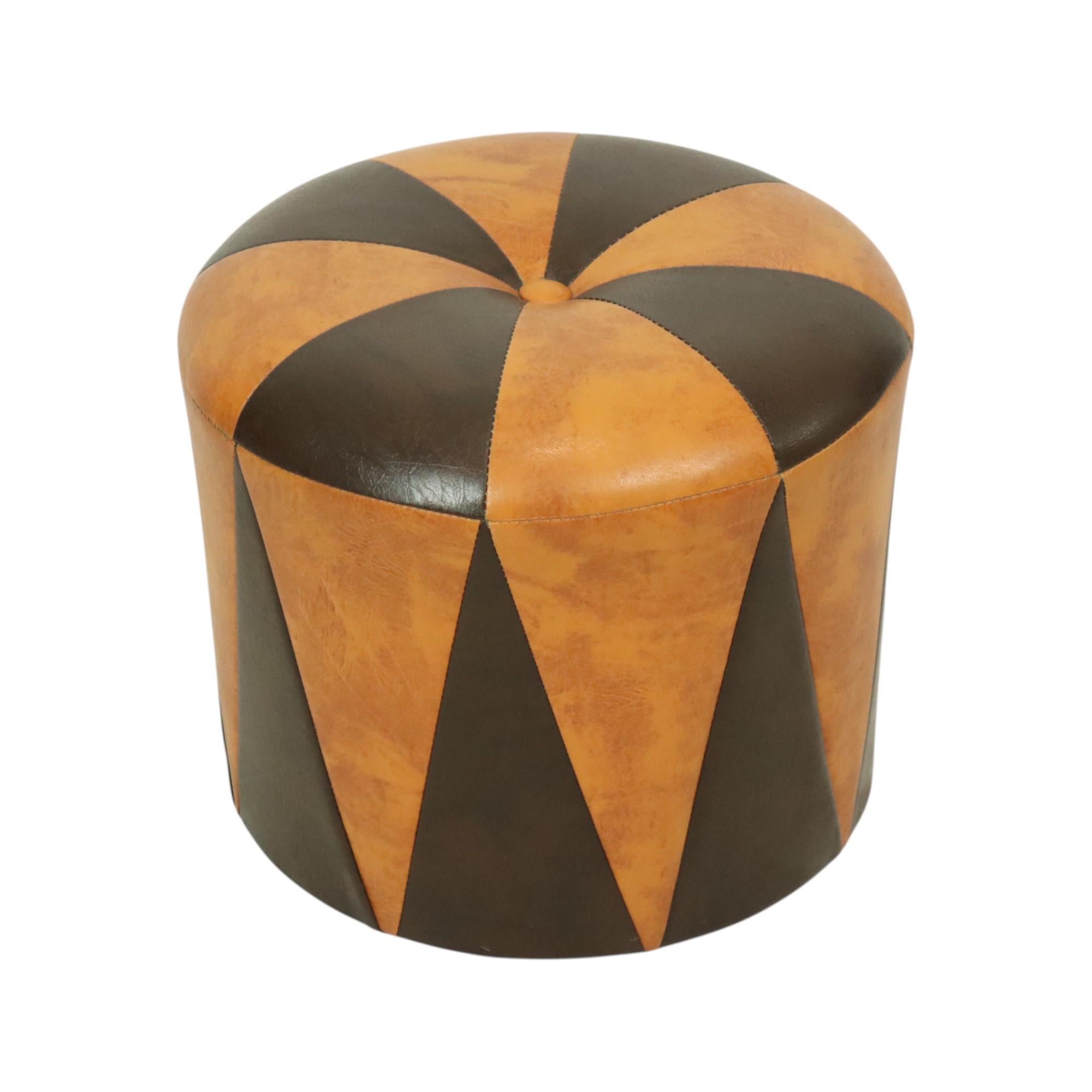 Runde Vintage Pouf Braun Kamel Zweifarbig Skai Sechziger Jahre im Angebot 3