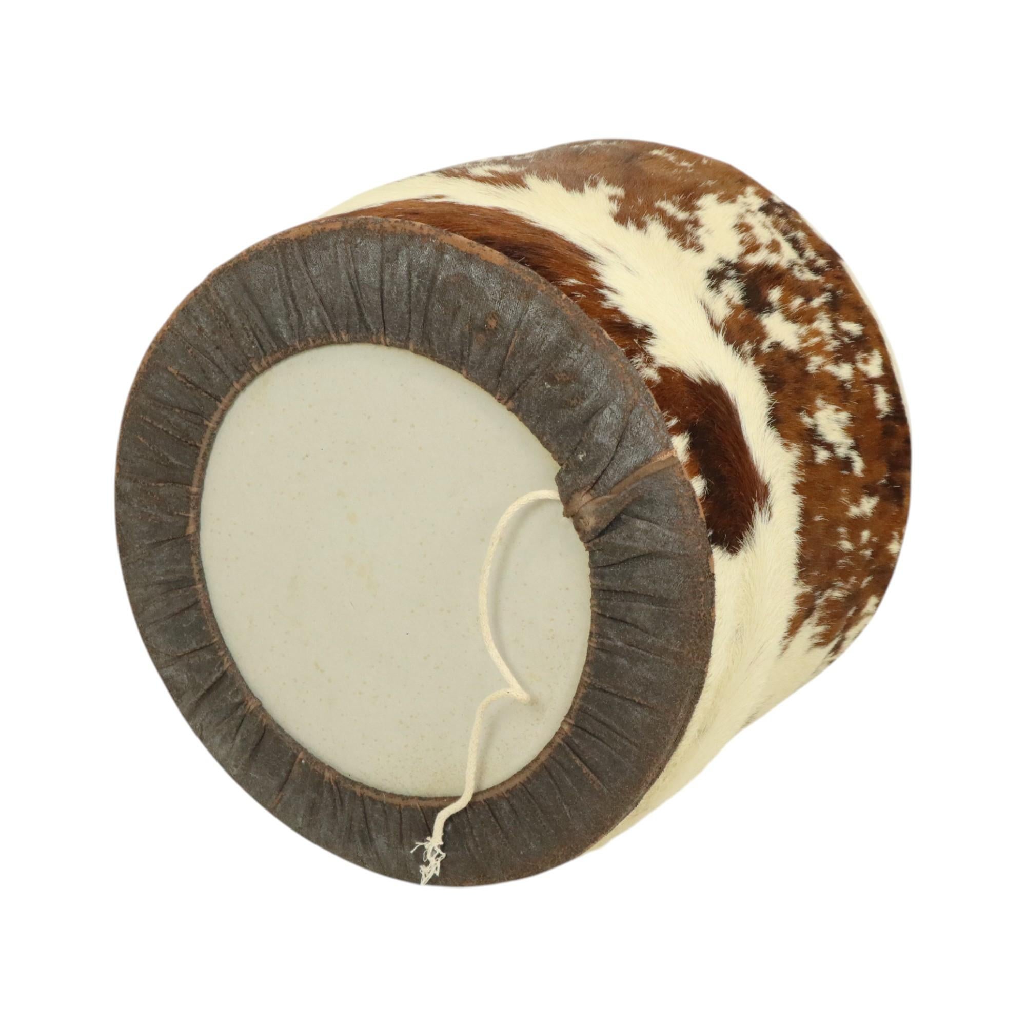 Runde Vintage Pouf Rindsleder Sixties 47cm im Angebot 10