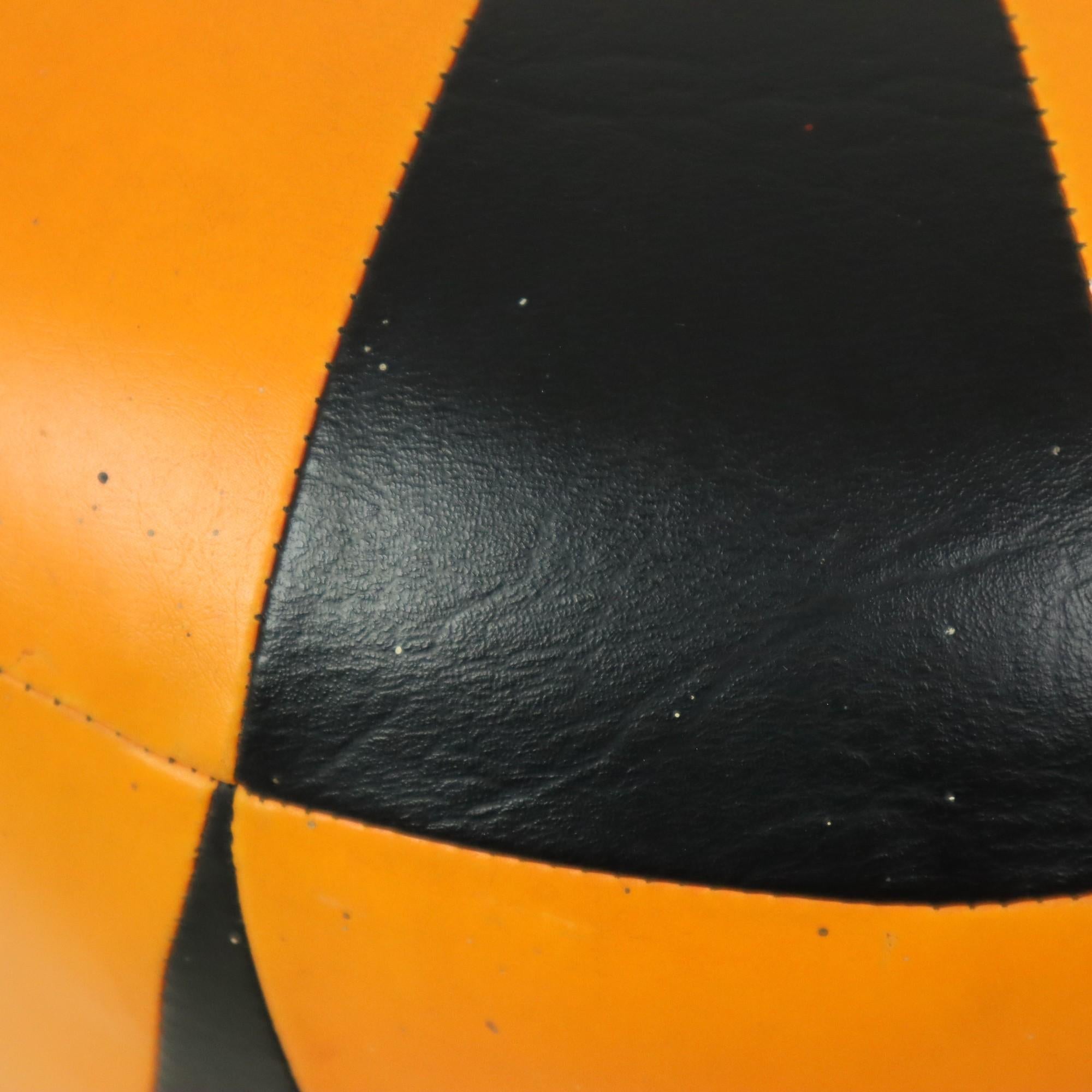 Round Vintage Pouf Orange Black Two-tone Skai Sixties For Sale 4