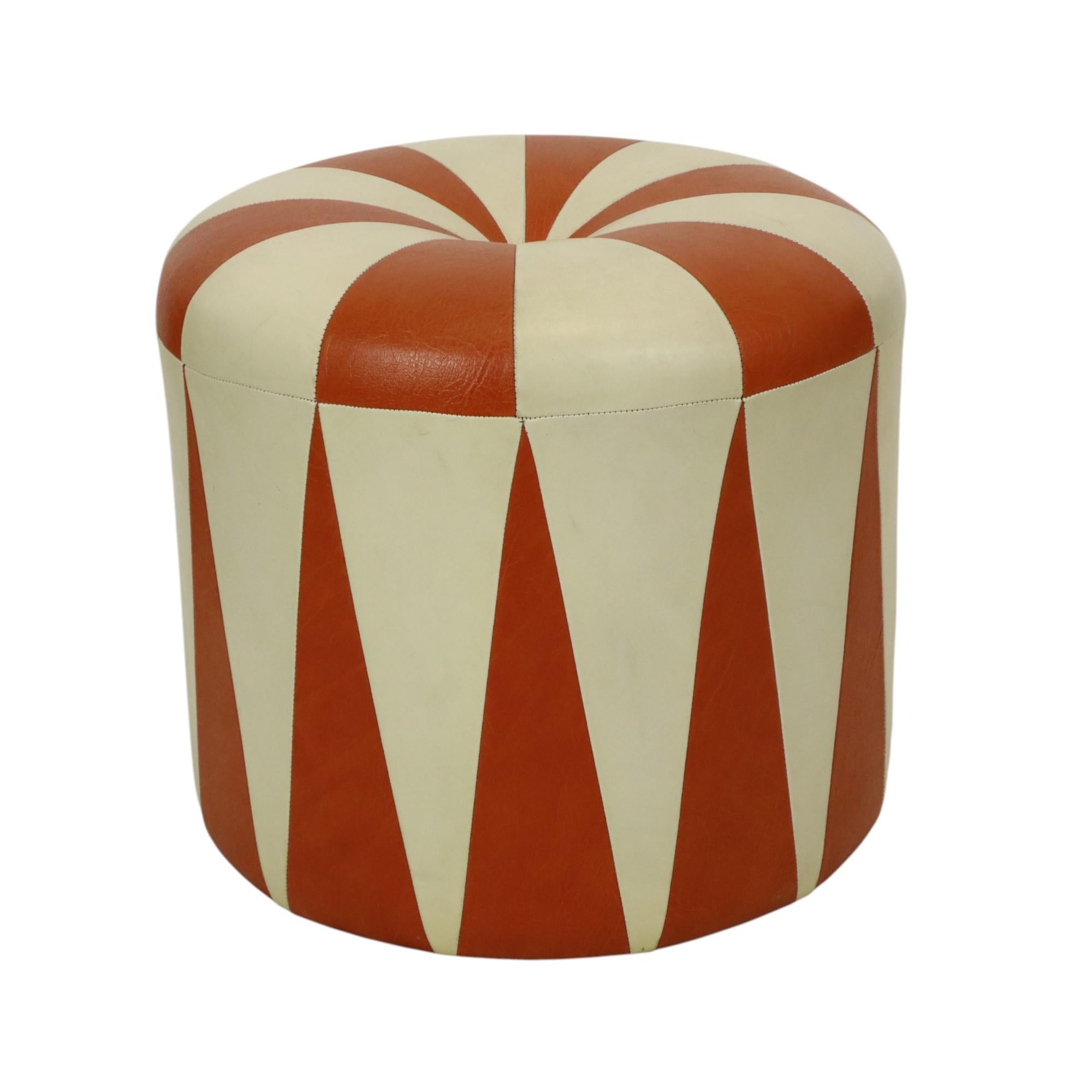 Round Vintage Pouf Orange Cream Two-Tone Skai Sixties For Sale 3