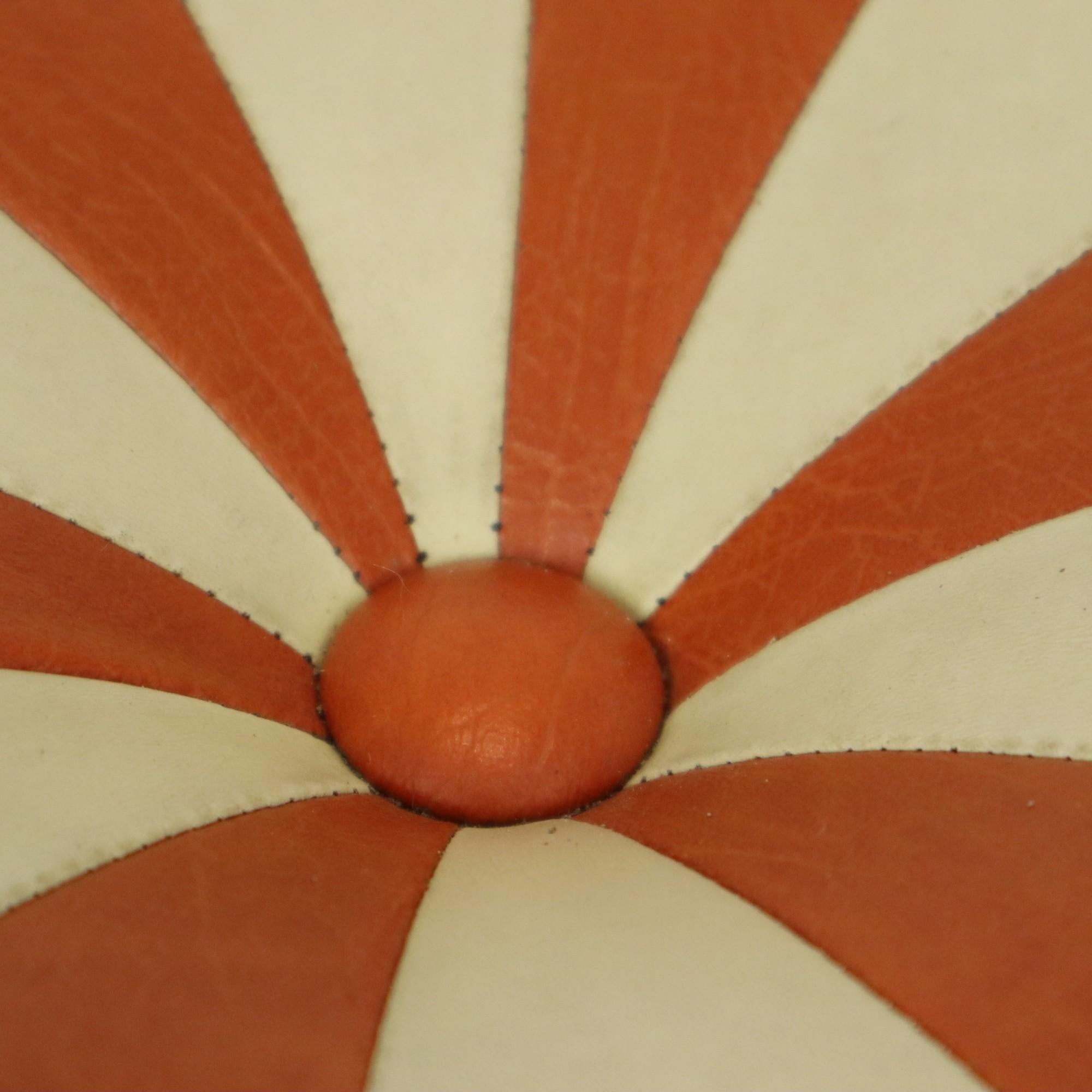 Round Vintage Pouf Orange Cream Two-Tone Skai Sixties For Sale 2