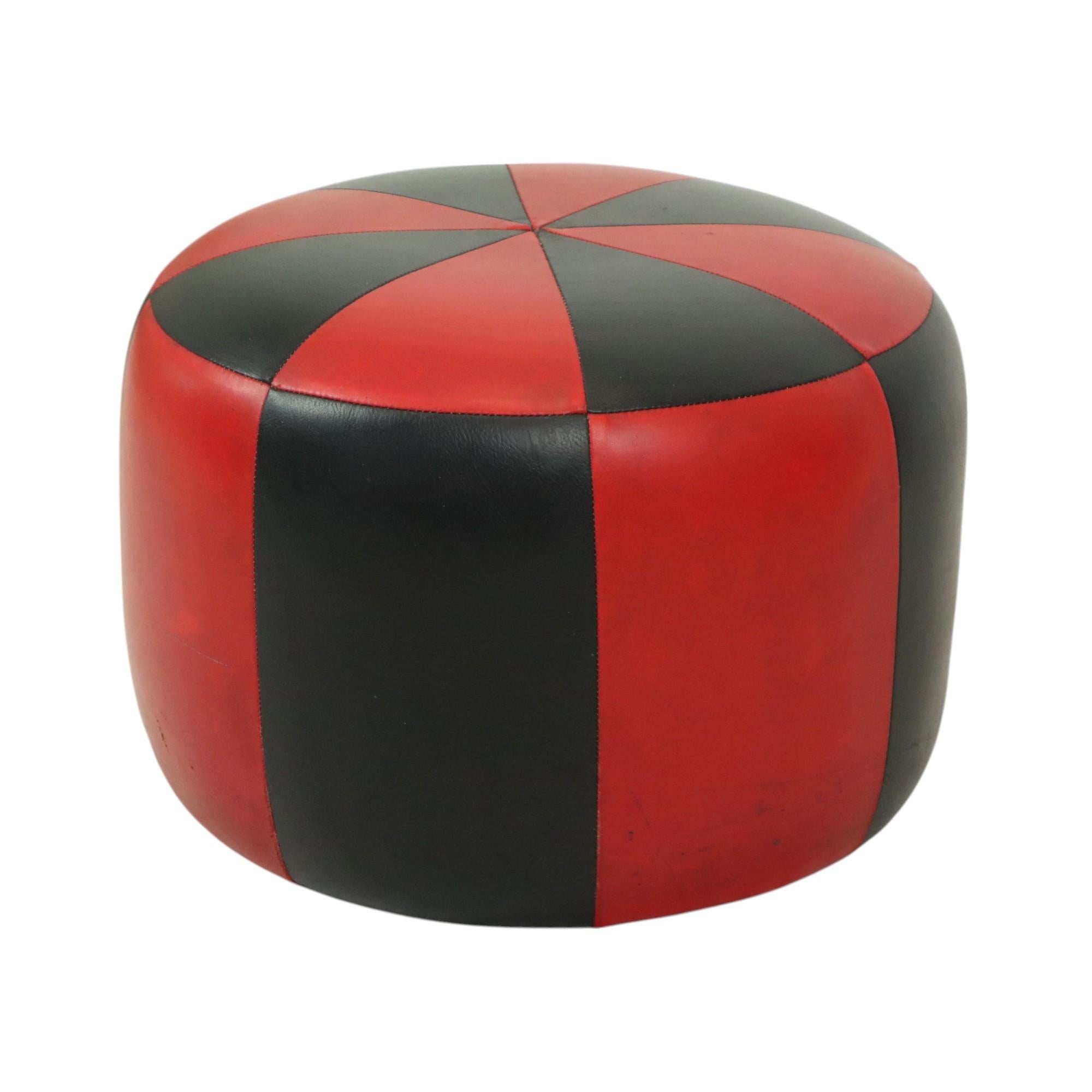Round Vintage Red Black Pouf Two-Tone Skai Leather Sixties 3