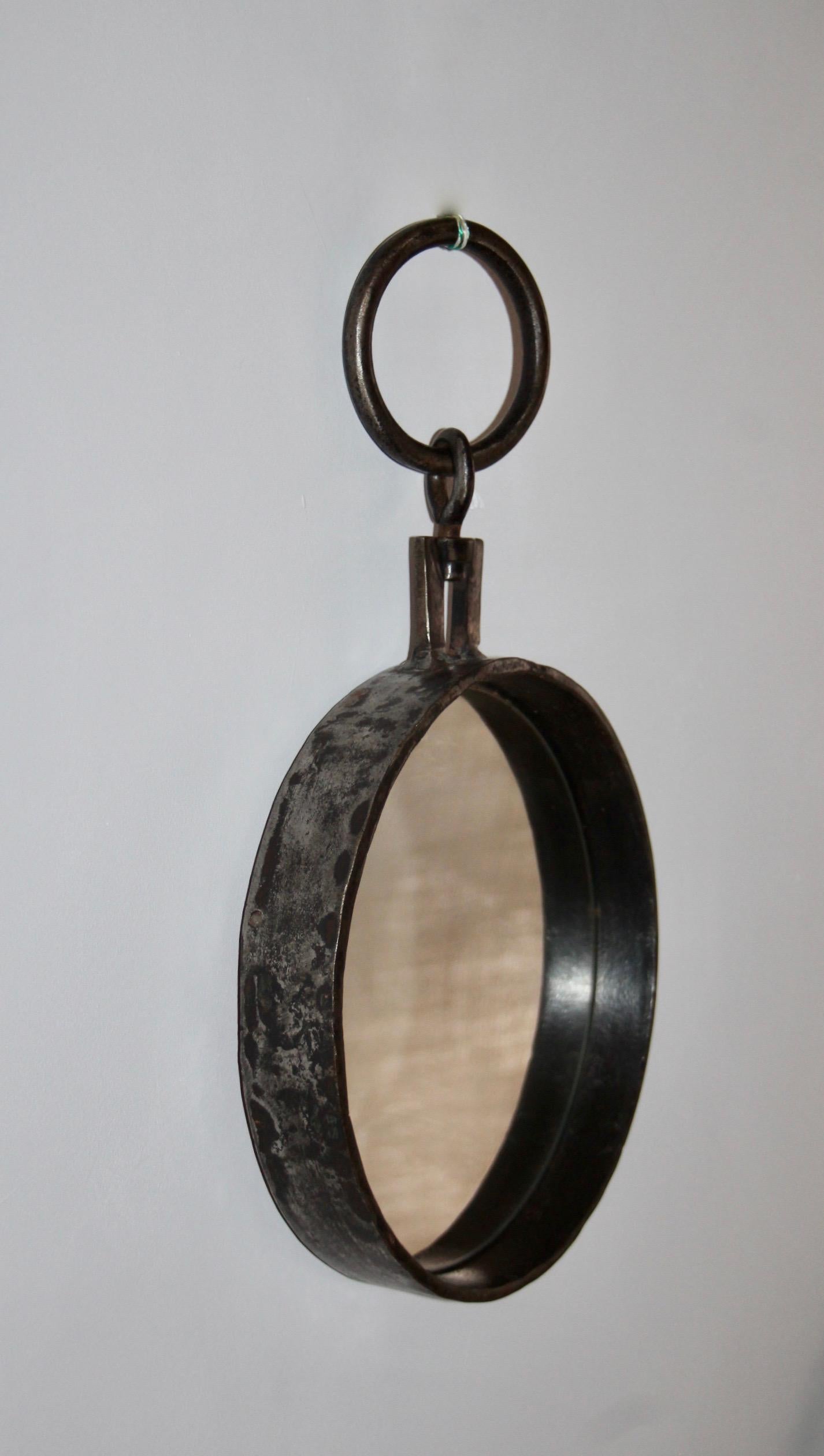 Round wall metal mirror  For Sale 4