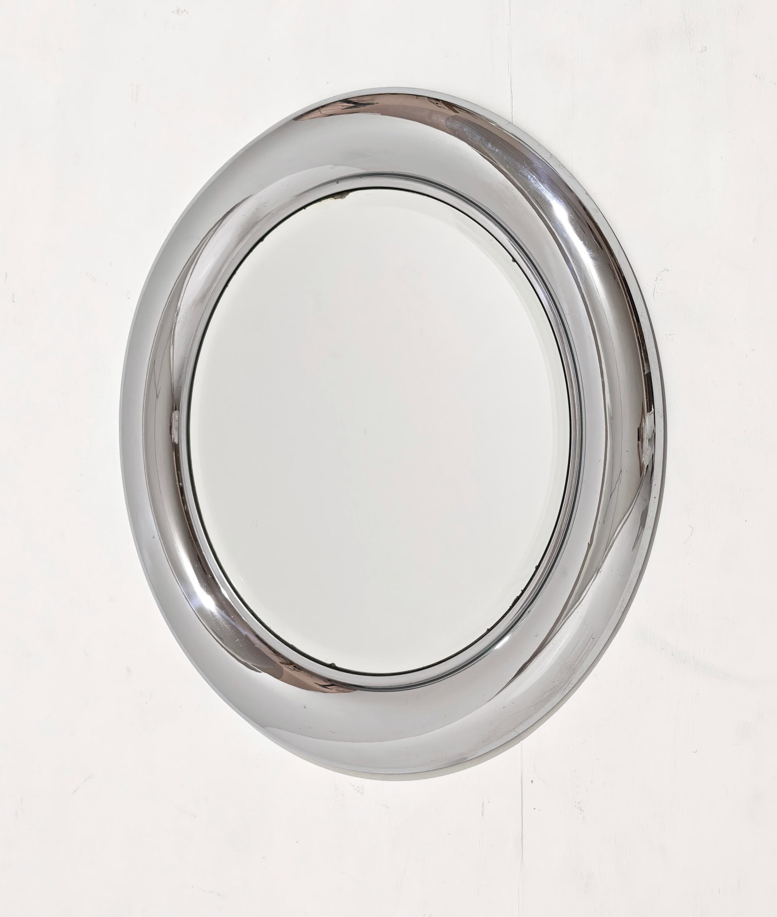 20ième siècle Miroir mural rond en acier et verre biseauté Reggiani Mid-Century  Italie années 1960