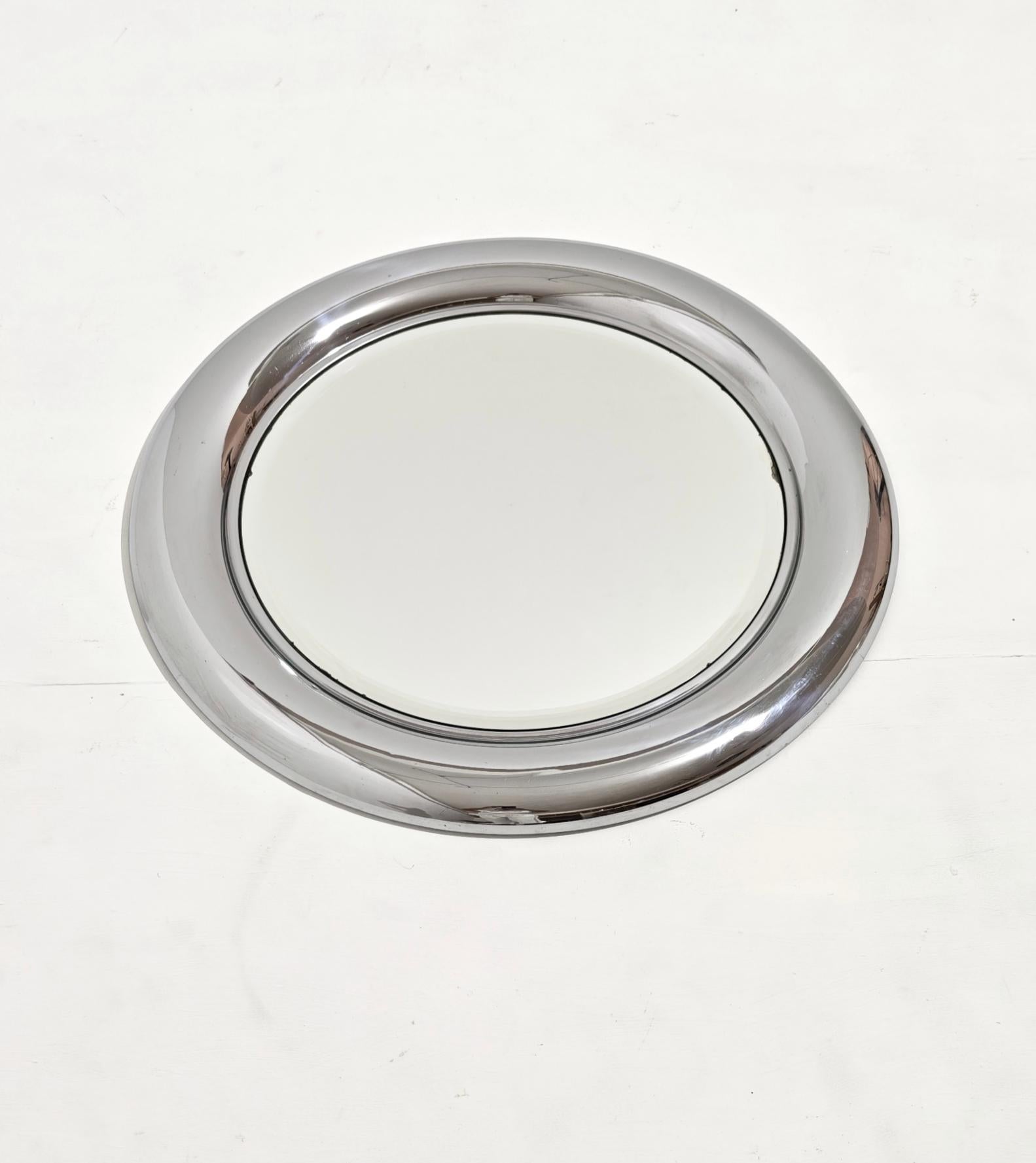 Acier Miroir mural rond en acier et verre biseauté Reggiani Mid-Century  Italie années 1960