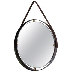 Specchio da parete moderno rotondo con cornice in pelle in stile bronzo ebanizzato di Jacques Adnet