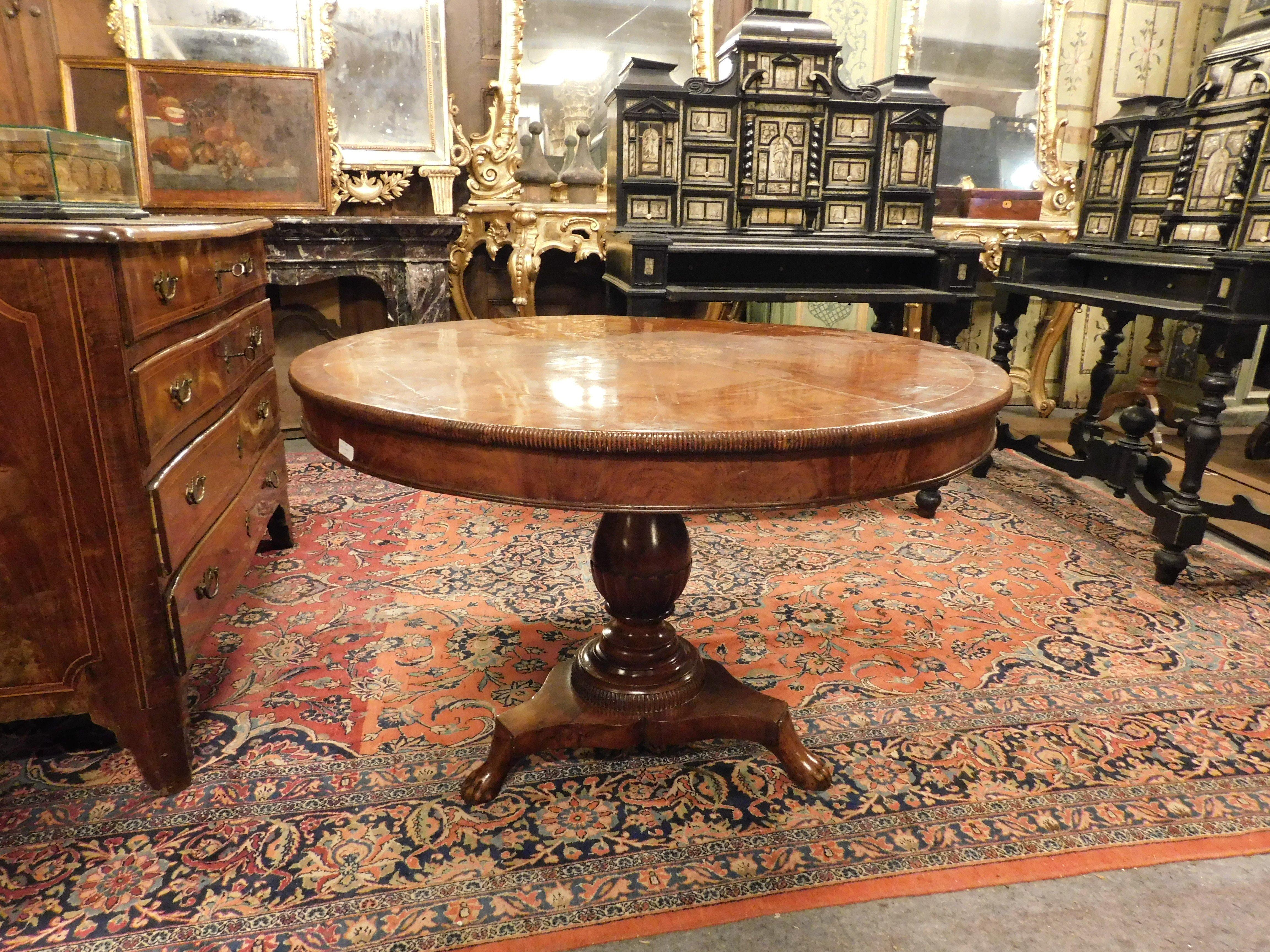 19th Century Round walnut center table with inlay, carved leg, Italy For Sale