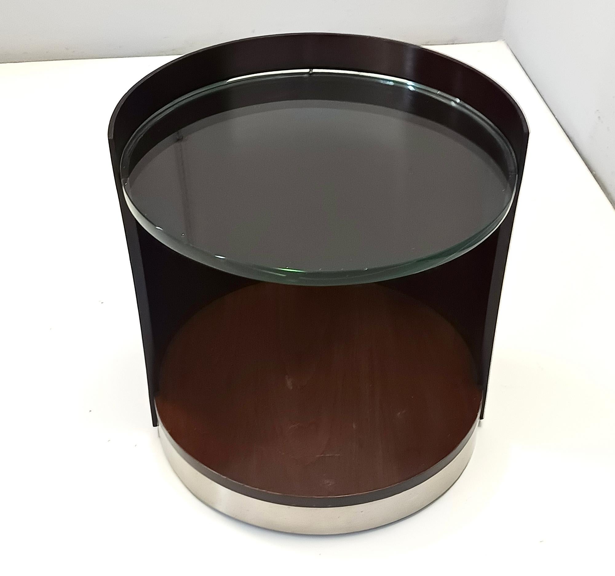 Late 20th Century Round Walnut Coffee Table with a Glass Shelf by Gianni Moscatelli for Formanova