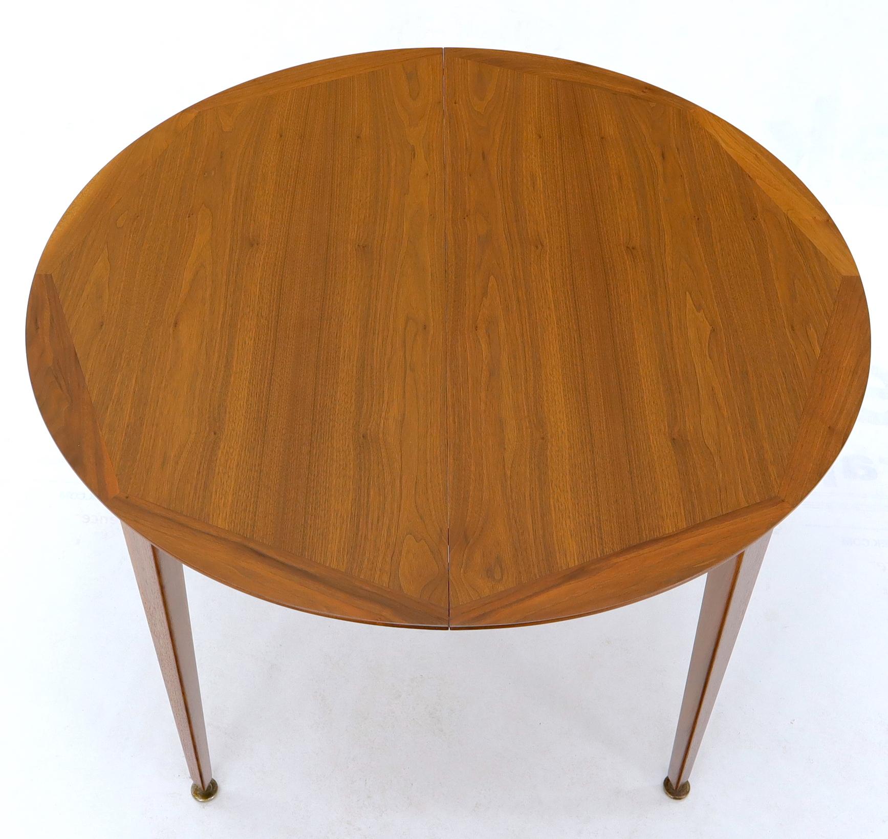 American Round Walnut Tapered Legs Dining Room Table with Two Extensions Boards For Sale