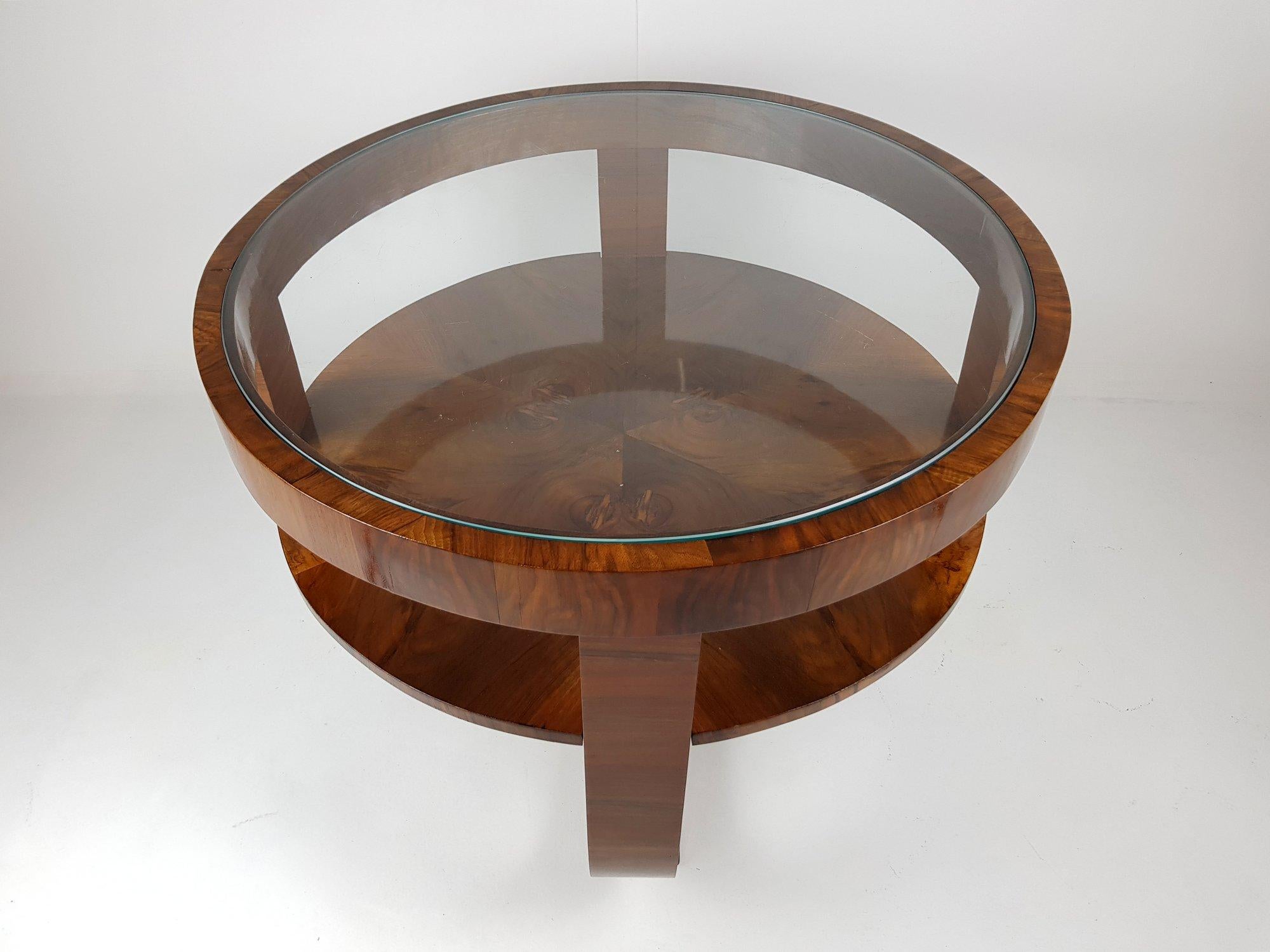 Art Deco Round Walnut Veneer Coffee Table, Thonet, 1930's