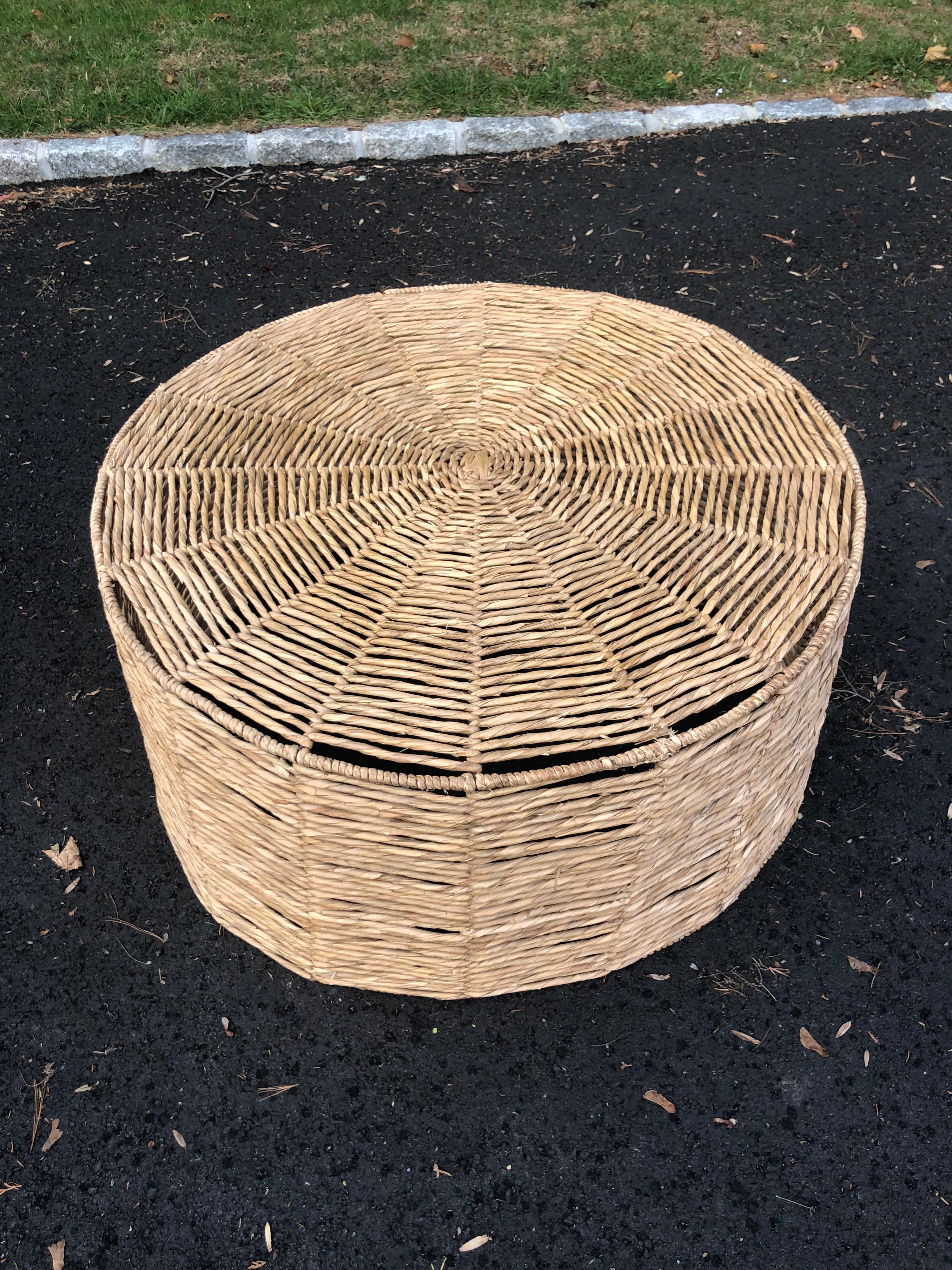 Round Weaved Seagrass Coffee Table with Glass Top In Good Condition For Sale In Redding, CT