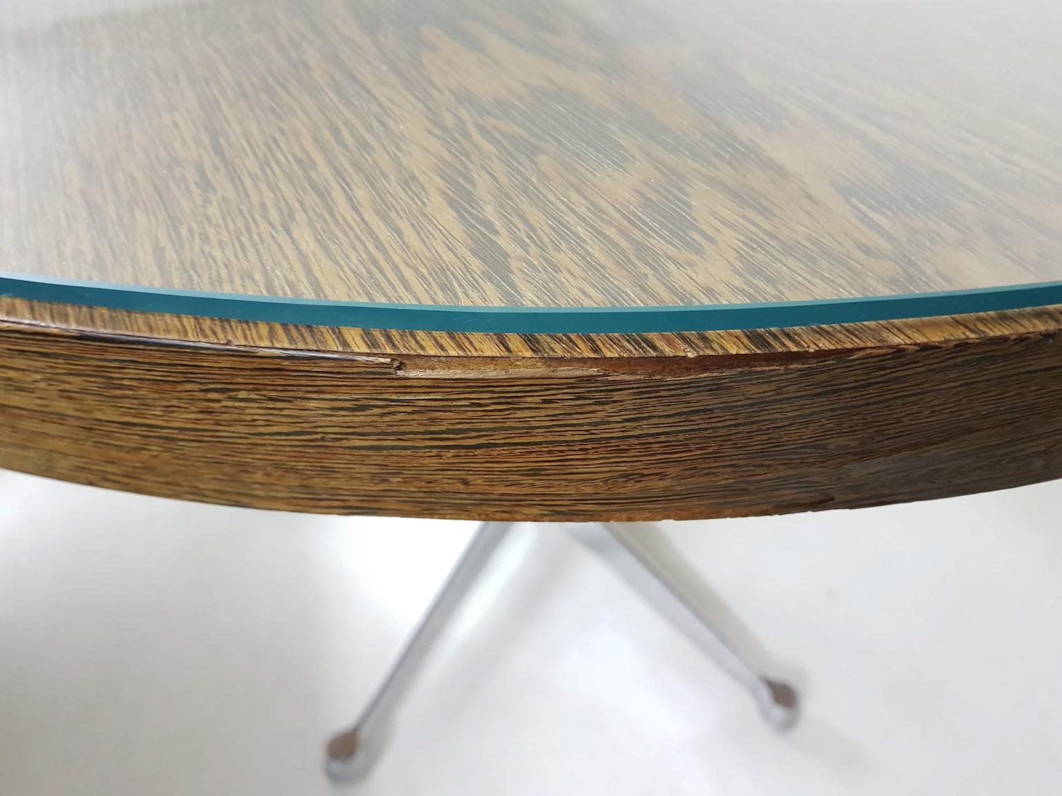 Round Wenge Coffee / Conference Table, the Netherlands, 1950s 3