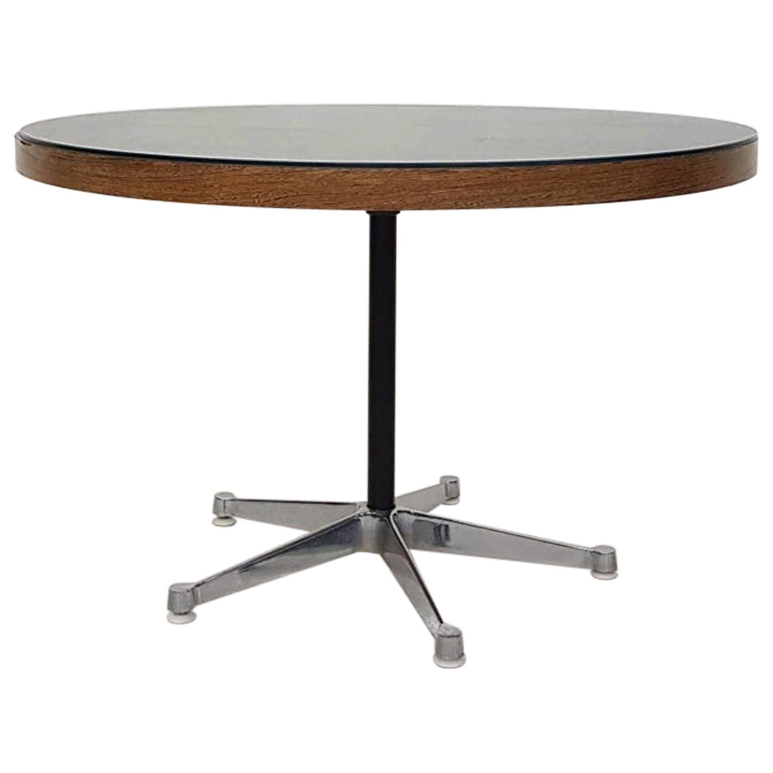 Round Wenge Coffee / Conference Table, the Netherlands, 1950s