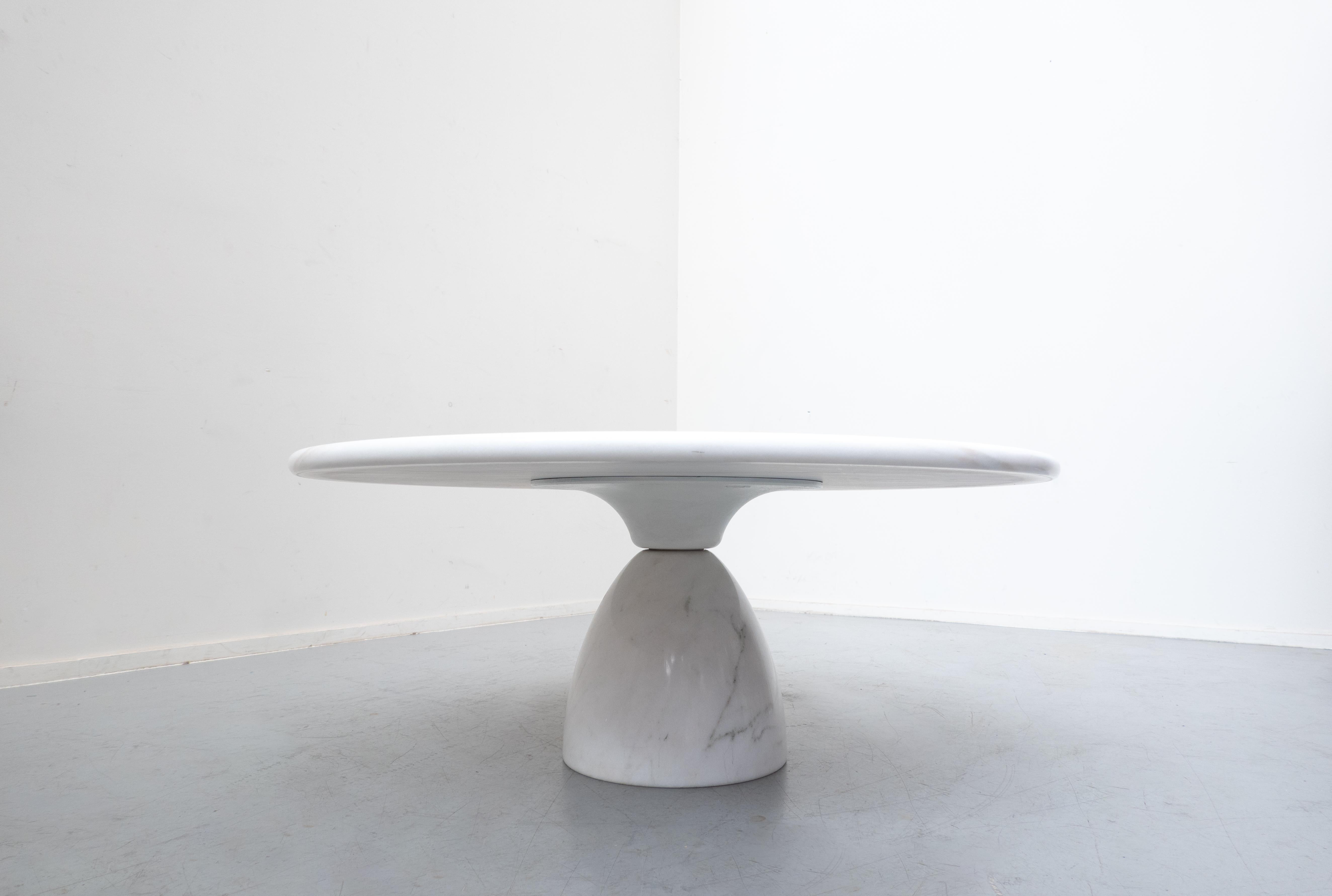 Mid-Century Modern Table basse ronde en marbre blanc de Carrare de Peter Draenert, 1970 en vente